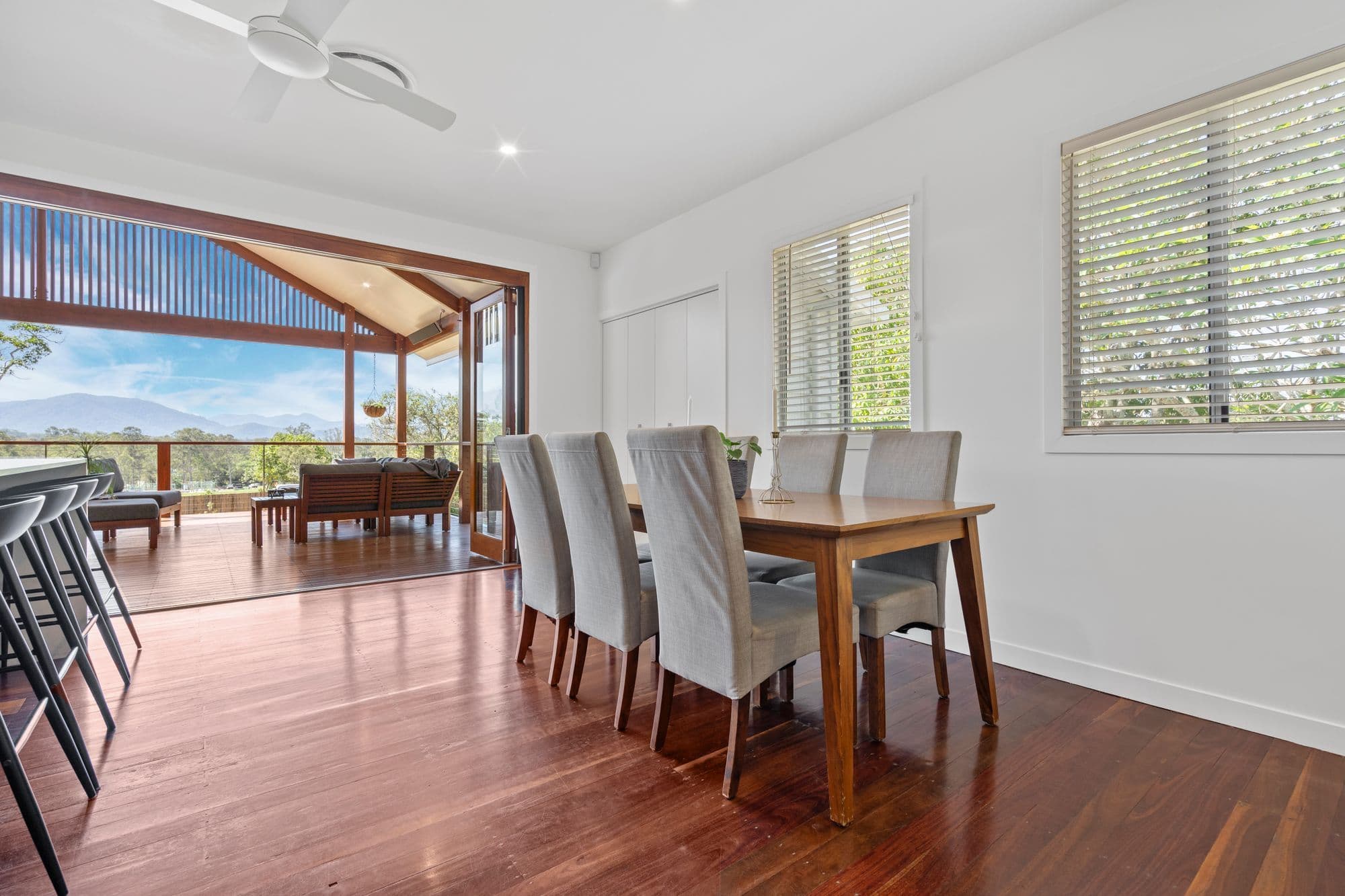 212 Upper Camp Mountain Road, Camp Mountain QLD 4520, Camp Mountain - Thumbnail 8