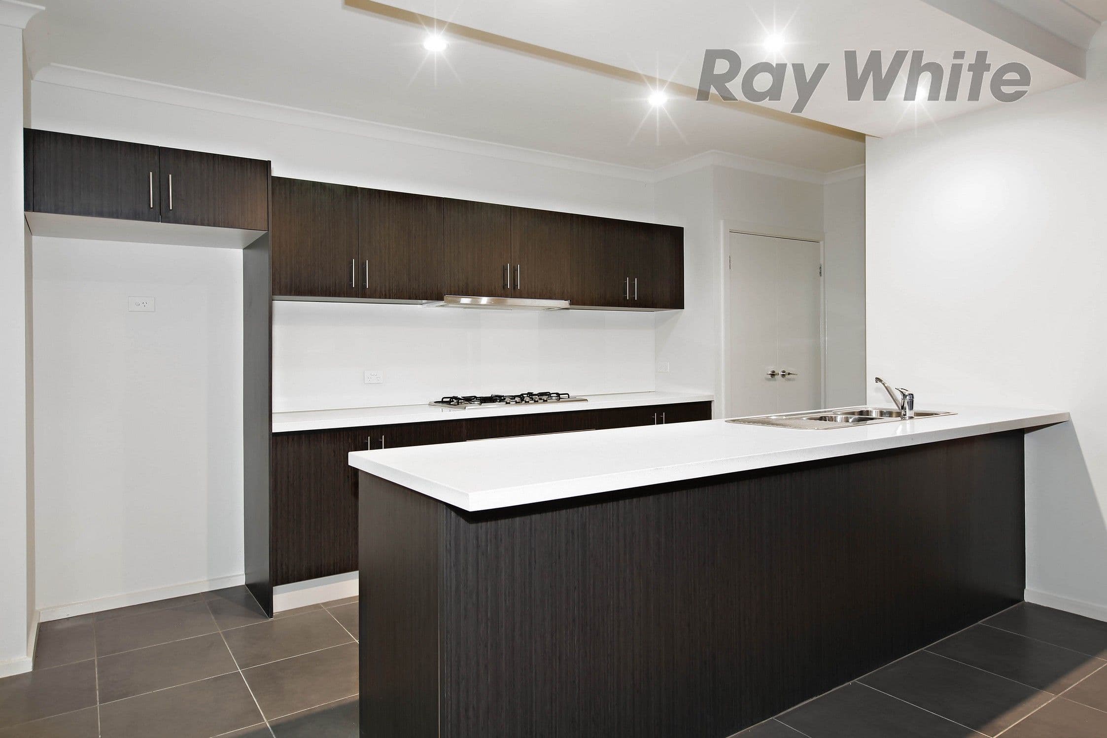 5 Baker Street, Point Cook VIC 3030, Point Cook - Thumbnail 7