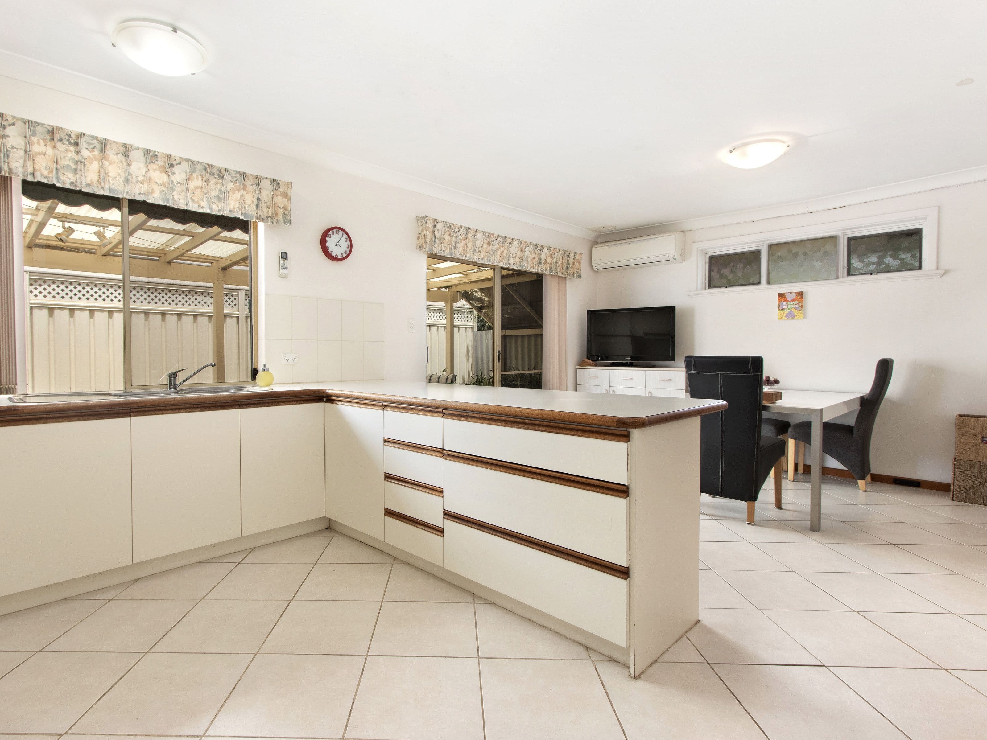 27 Jecks Street, Rockingham WA 6168, Rockingham - Thumbnail 5
