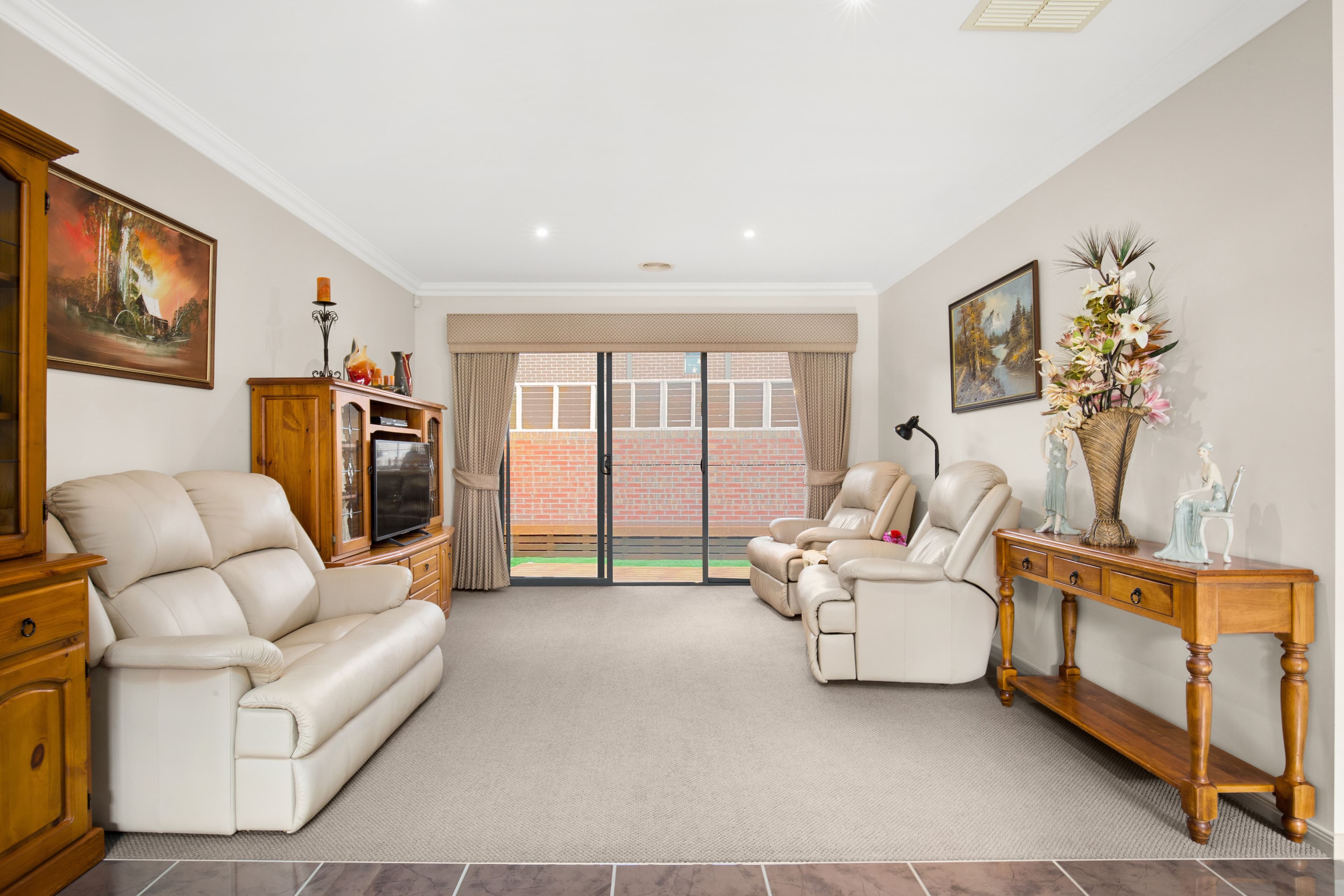 25 King Street, Pakenham VIC 3810, Pakenham - Thumbnail 2