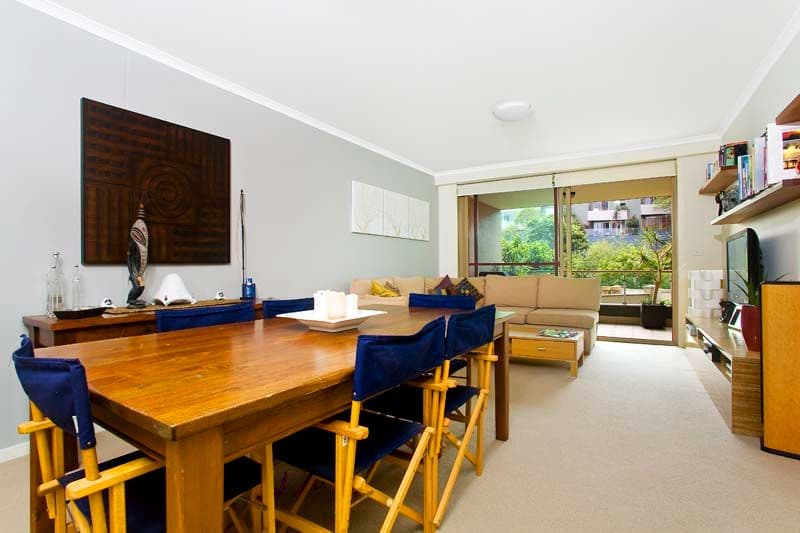 2/190 Mountain View Parade, Rosanna, Rosanna - Image 1