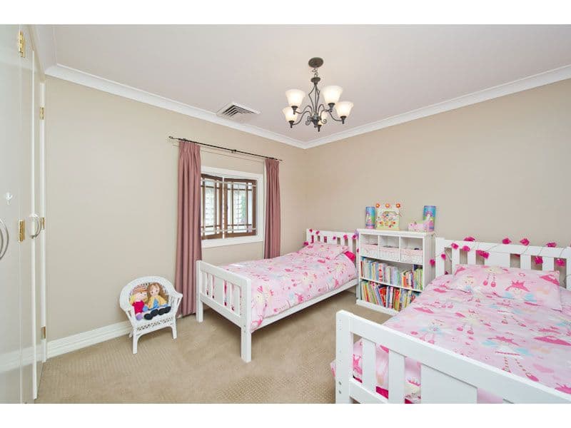 12 O'Connell Place, RED HILL QLD 4059, Red Hill - Thumbnail 7