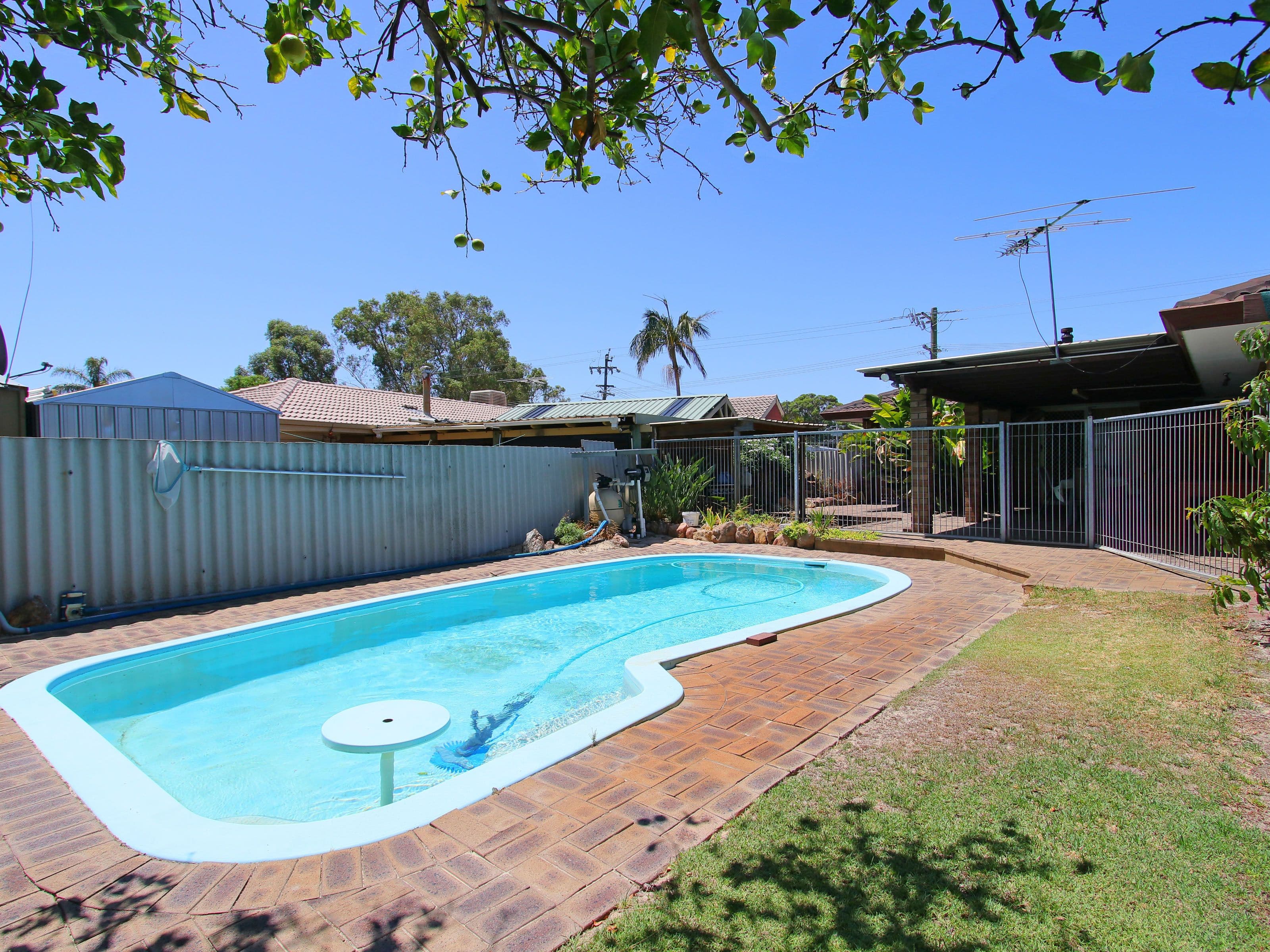 13 Delamere Way, Camillo WA 6111, Camillo - Thumbnail 8