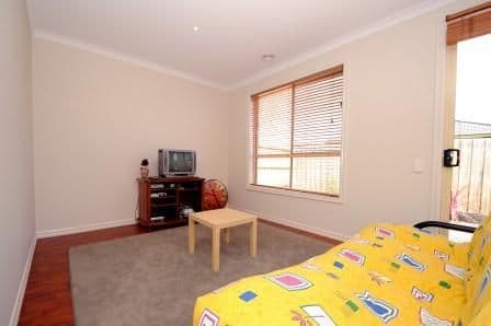 9 Eliza Grove, WYNDHAM VALE VIC 3024, Wyndham Vale - Thumbnail 3