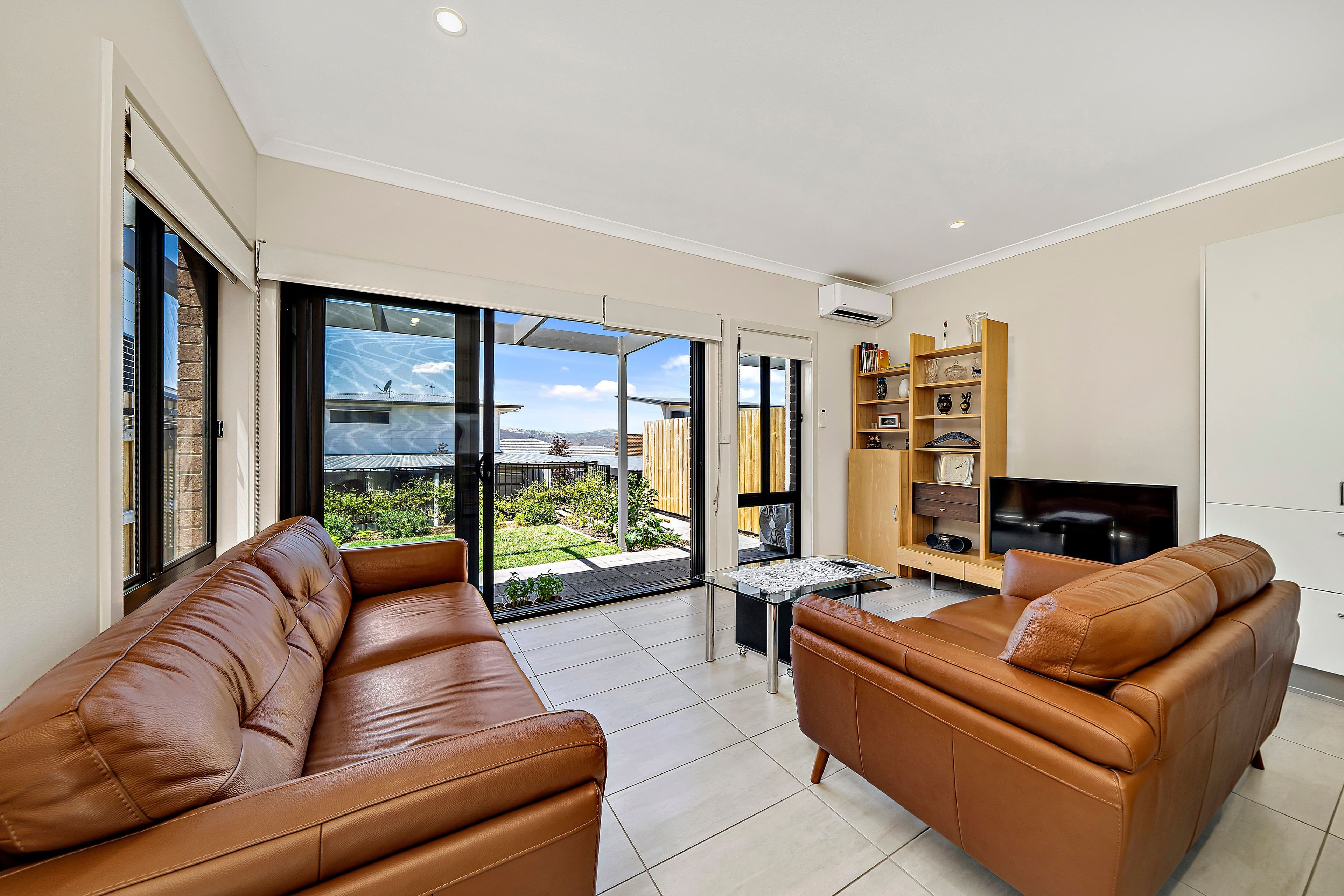 18 Hale Street, Googong NSW 2620, Googong - Thumbnail 4