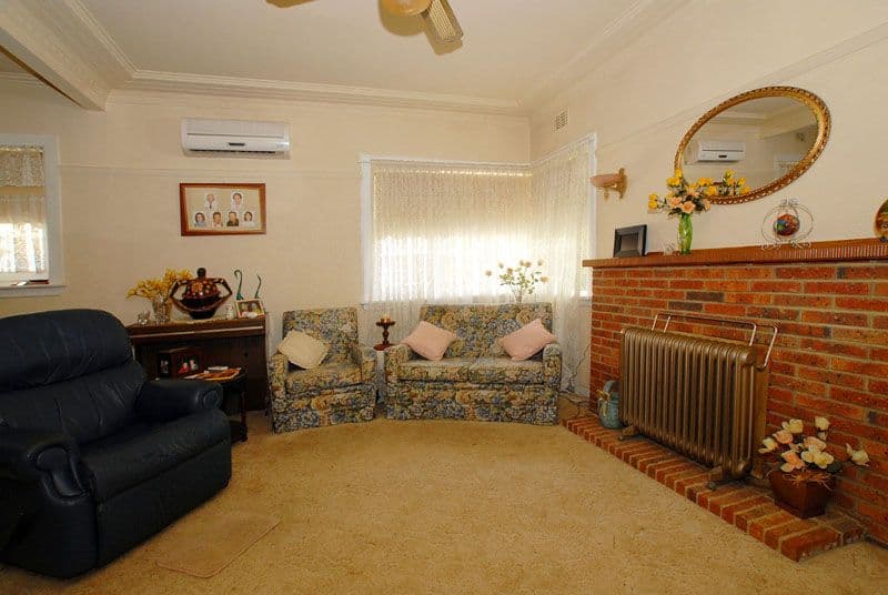 170 Huntingdale Road, OAKLEIGH EAST VIC 3166, Oakleigh East - Thumbnail 2