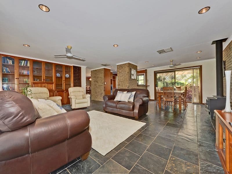 219 Rifle Range Road, MCLAREN VALE SA 5171, McLaren Vale - Thumbnail 4