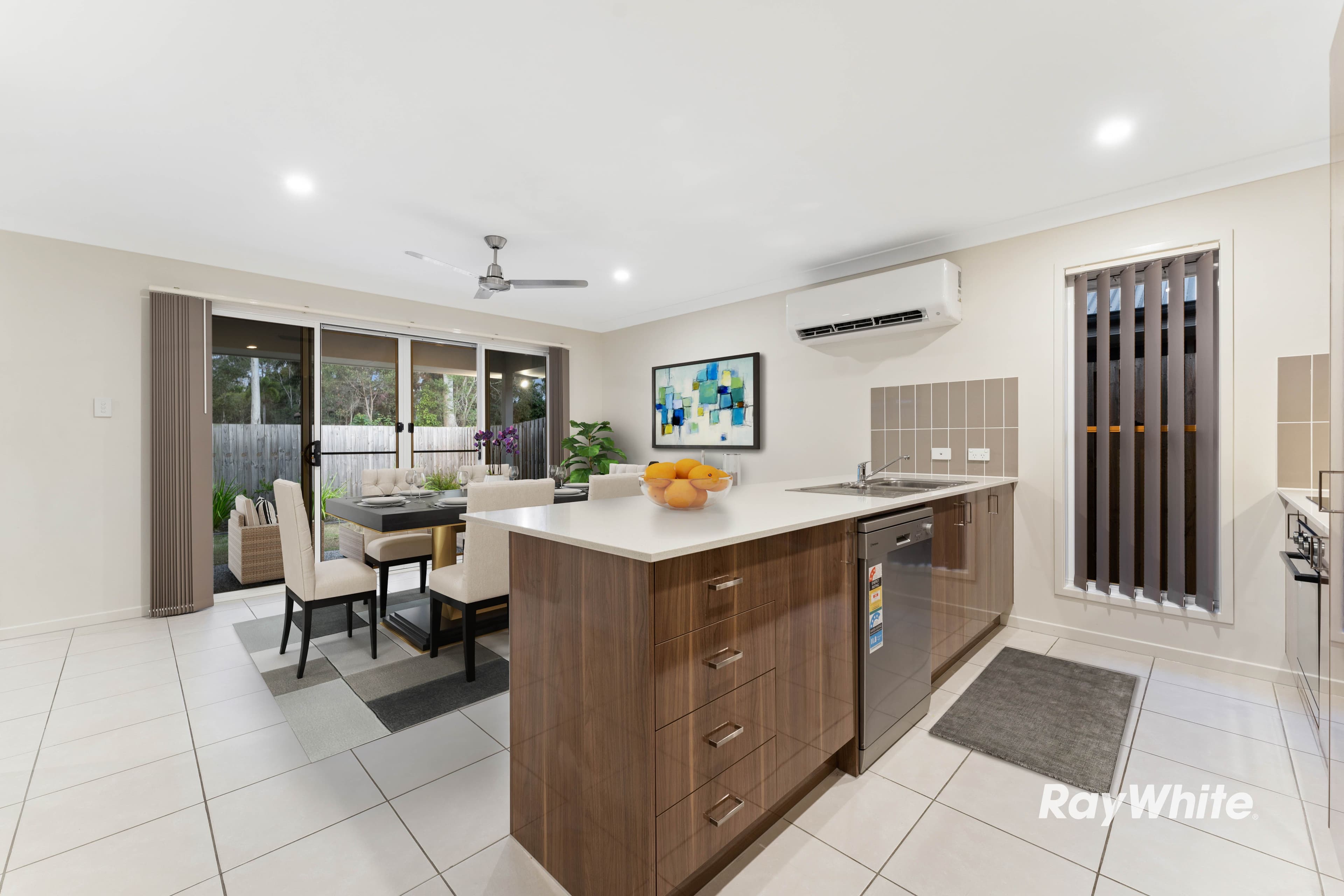 37 Sheepdog Road, Park Ridge QLD 4125, Park Ridge - Thumbnail 3