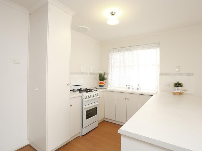 6 Carol Place, Moana SA 5169, Moana - Thumbnail 2