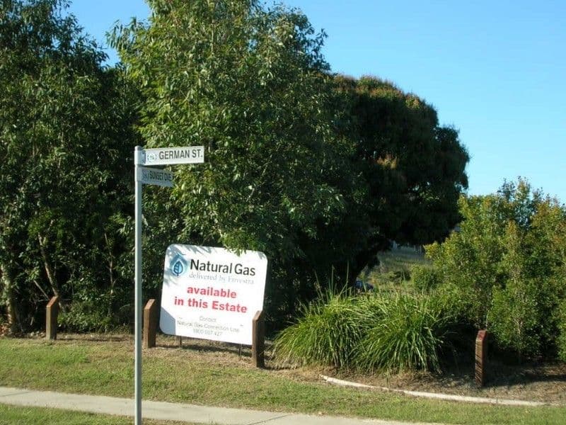 10 Retreat Avenue, NORMAN GARDENS QLD 4701, Norman Gardens - Thumbnail 4