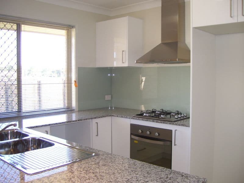 8 Kemp Street, CABOOLTURE QLD 4510, Caboolture - Thumbnail 2