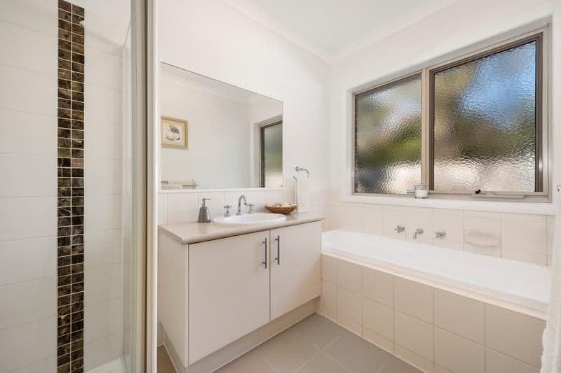 72A Greenslopes Drive, Mooroolbark VIC 3138, Mooroolbark - Thumbnail 4