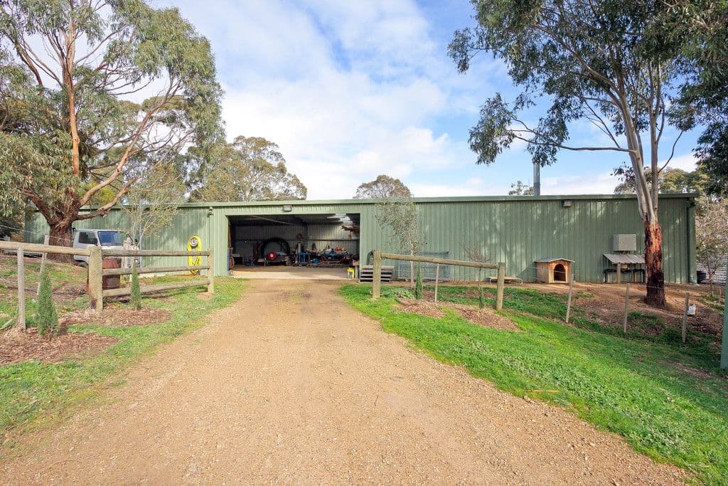 2100 Merriang Road, BEVERIDGE VIC 3753, Beveridge - Thumbnail 7