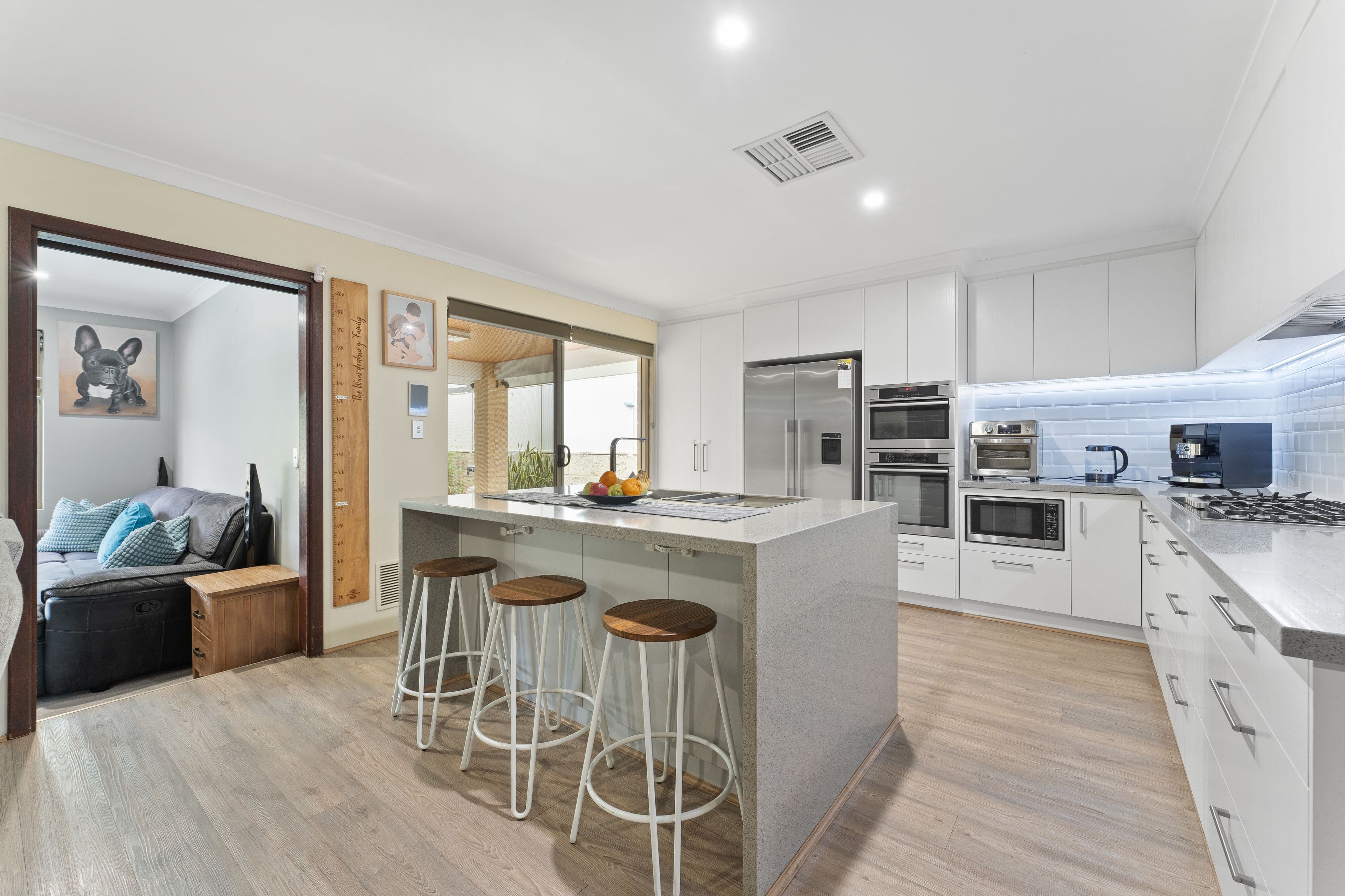 11 Barred Corner, Baldivis WA 6171, Baldivis - Thumbnail 2