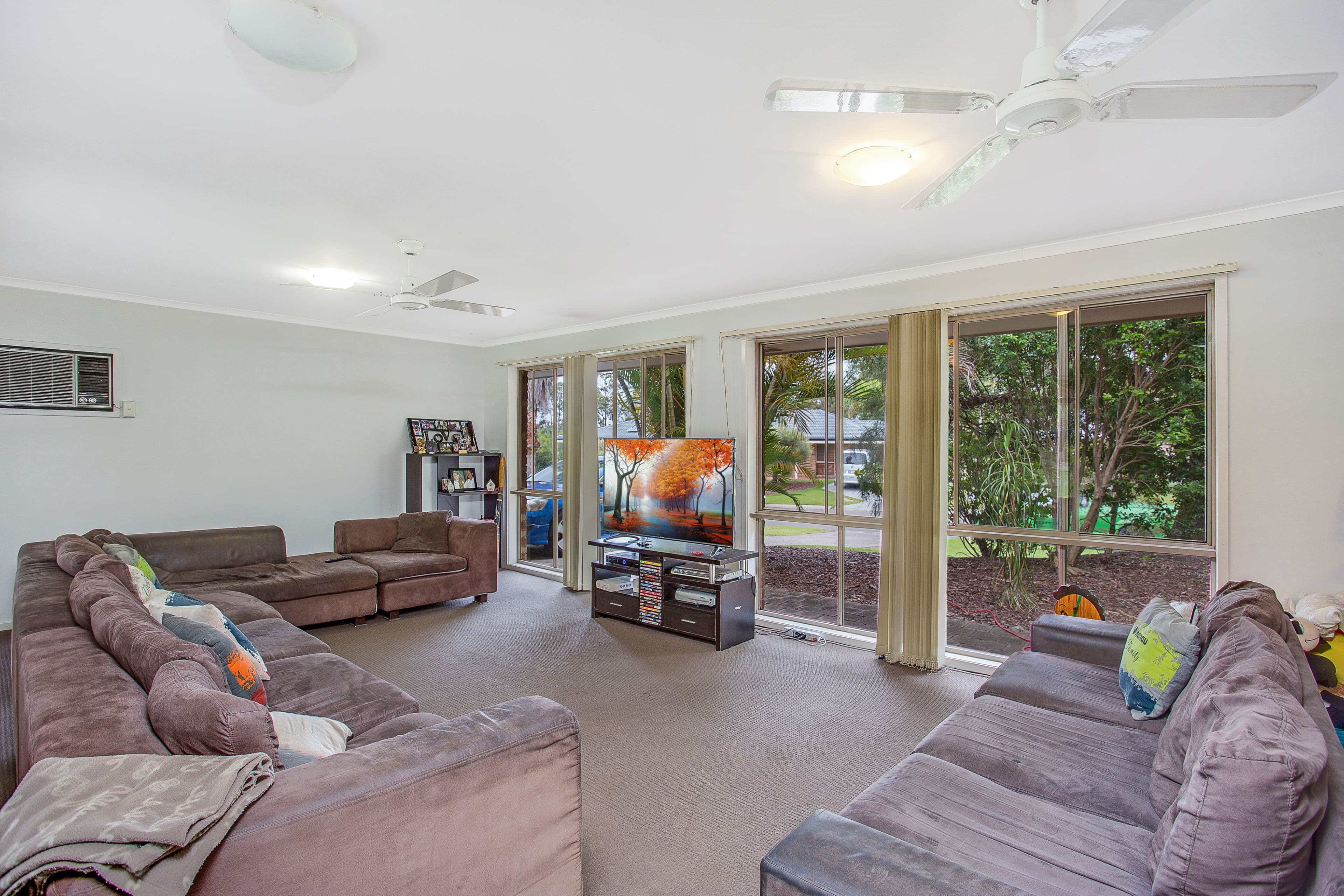 11 Colonsay Crescent, Merrimac QLD 4226, Merrimac - Thumbnail 5