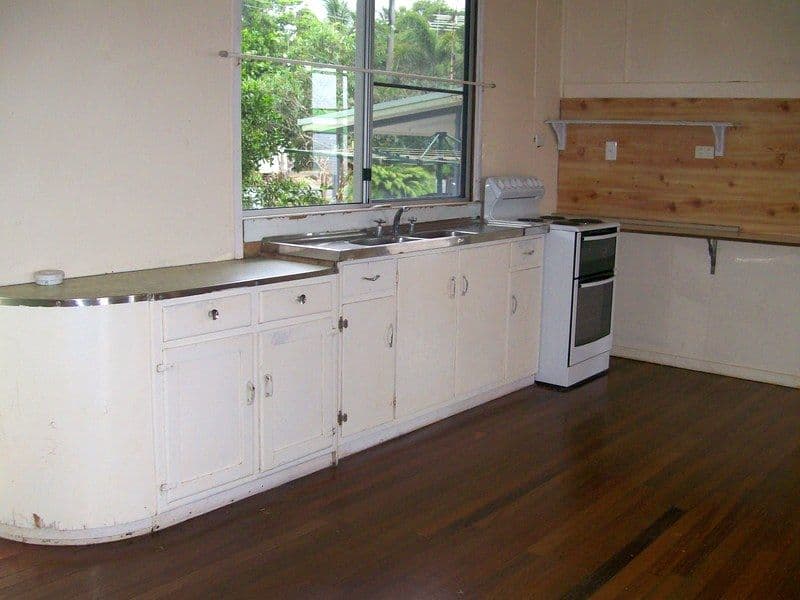 36 ELIZABETH Street, Flying Fish Point QLD 4860, Flying Fish Point - Thumbnail 4