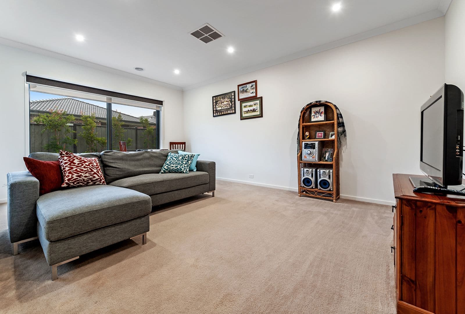 9 Riverway View, Craigieburn VIC 3064, Craigieburn - Thumbnail 5