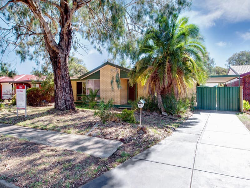 12 Tolley Close, Paralowie - Image 1
