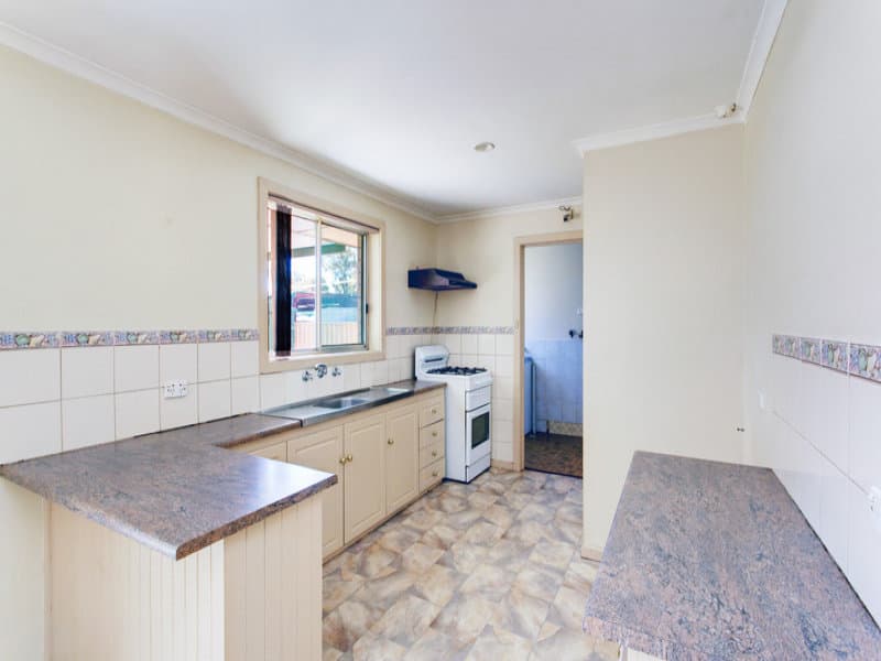 12 Tolley Close, Paralowie - Thumbnail 3