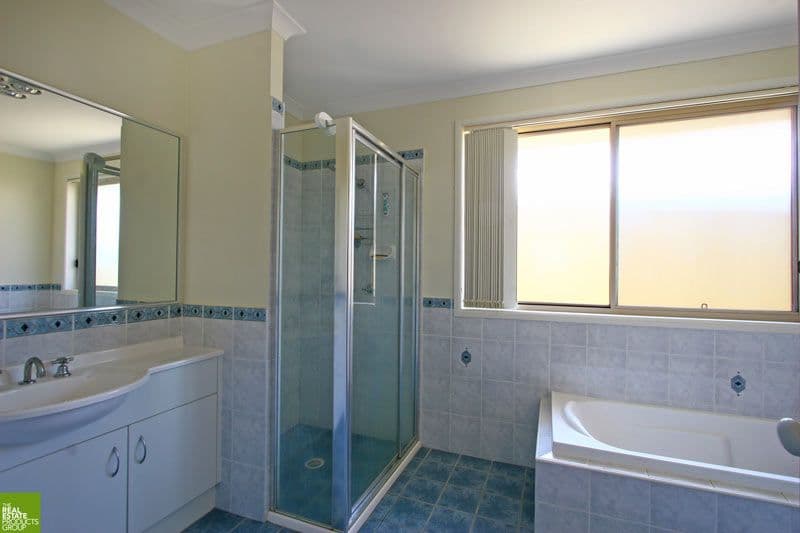 22 Stradbroke Avenue, SHELL COVE NSW 2529, Shell Cove - Thumbnail 4