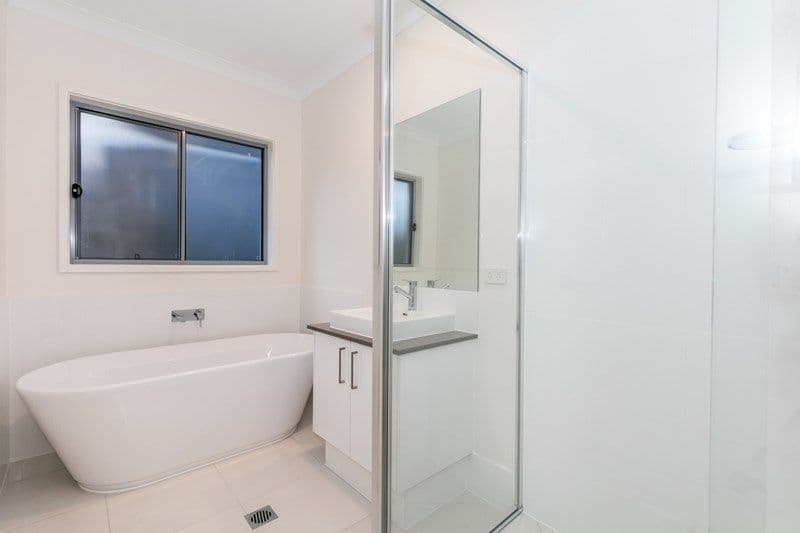 29 Mount Mee Street, Park Ridge QLD 4125, Park Ridge - Thumbnail 6