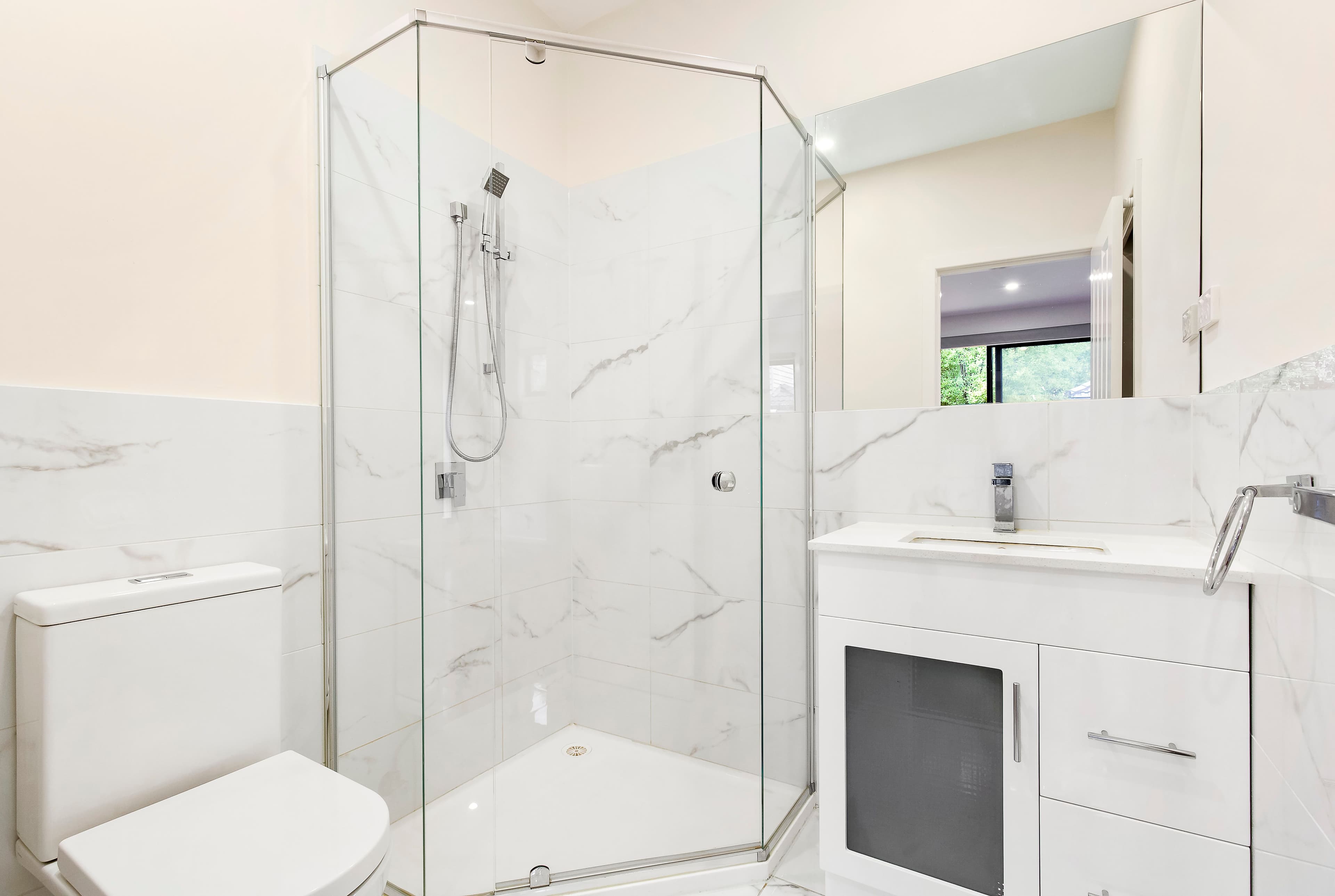 10 Rae Street, Chadstone VIC 3148, Chadstone - Thumbnail 7