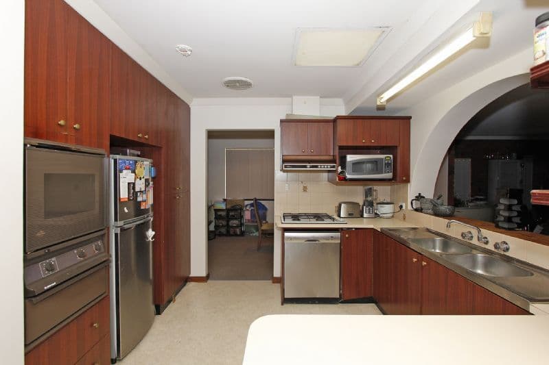 5 Spotted Gum  Way, WILLETTON WA 6155, Willetton - Thumbnail 5