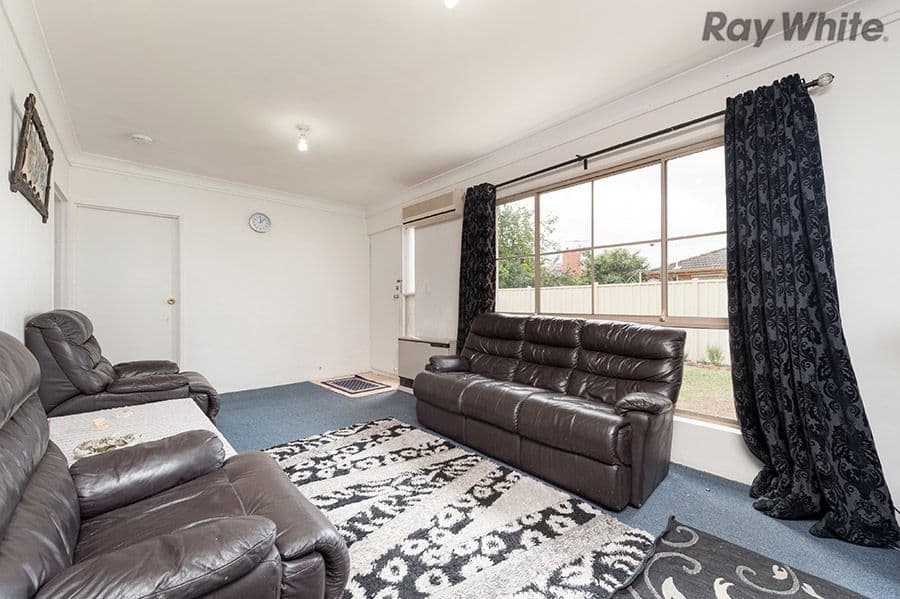 57 Moffat Street, St Albans VIC 3021, St Albans - Thumbnail 2