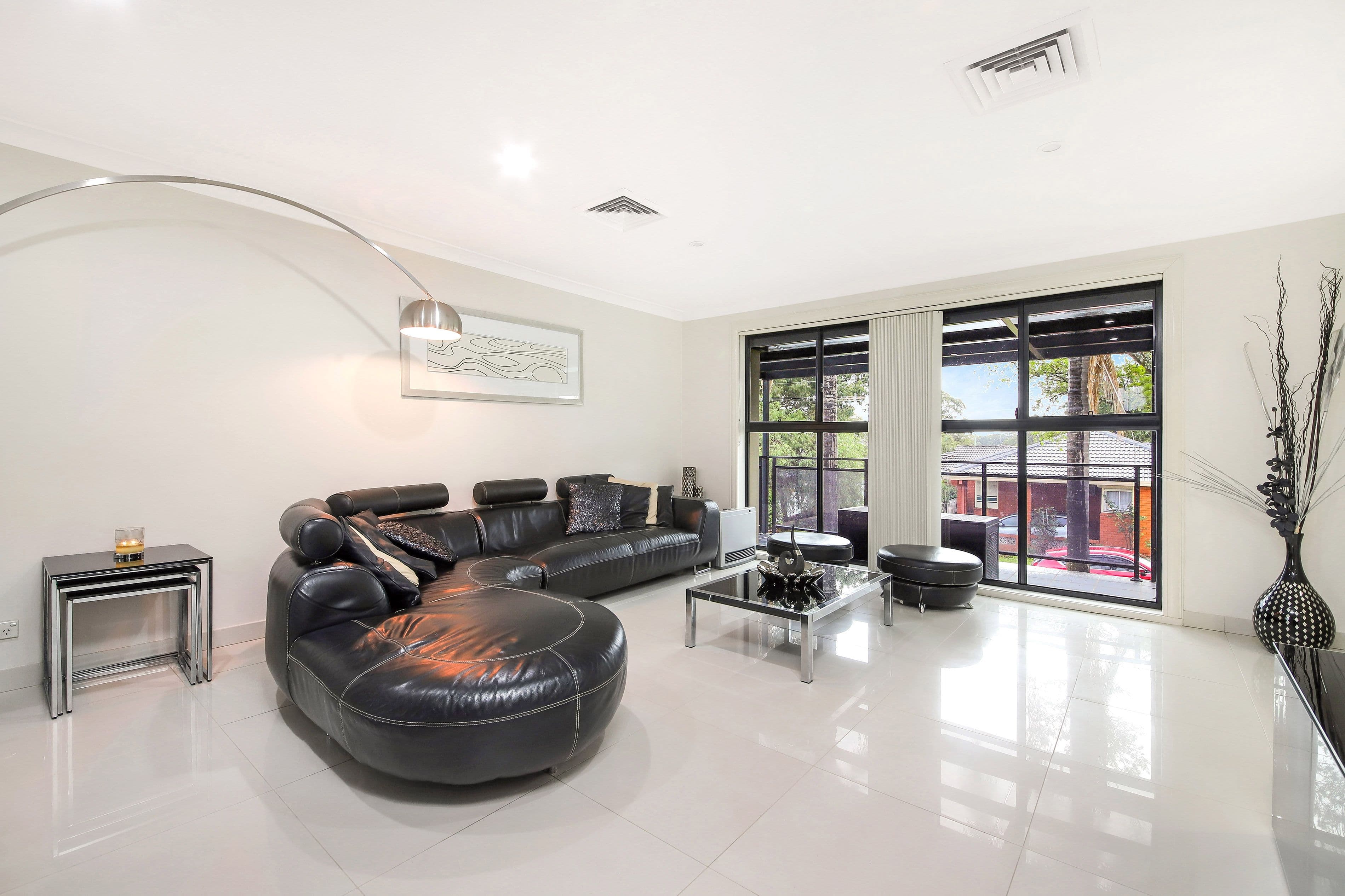 2A Saric Avenue, Georges Hall NSW 2198, Georges Hall - Thumbnail 3