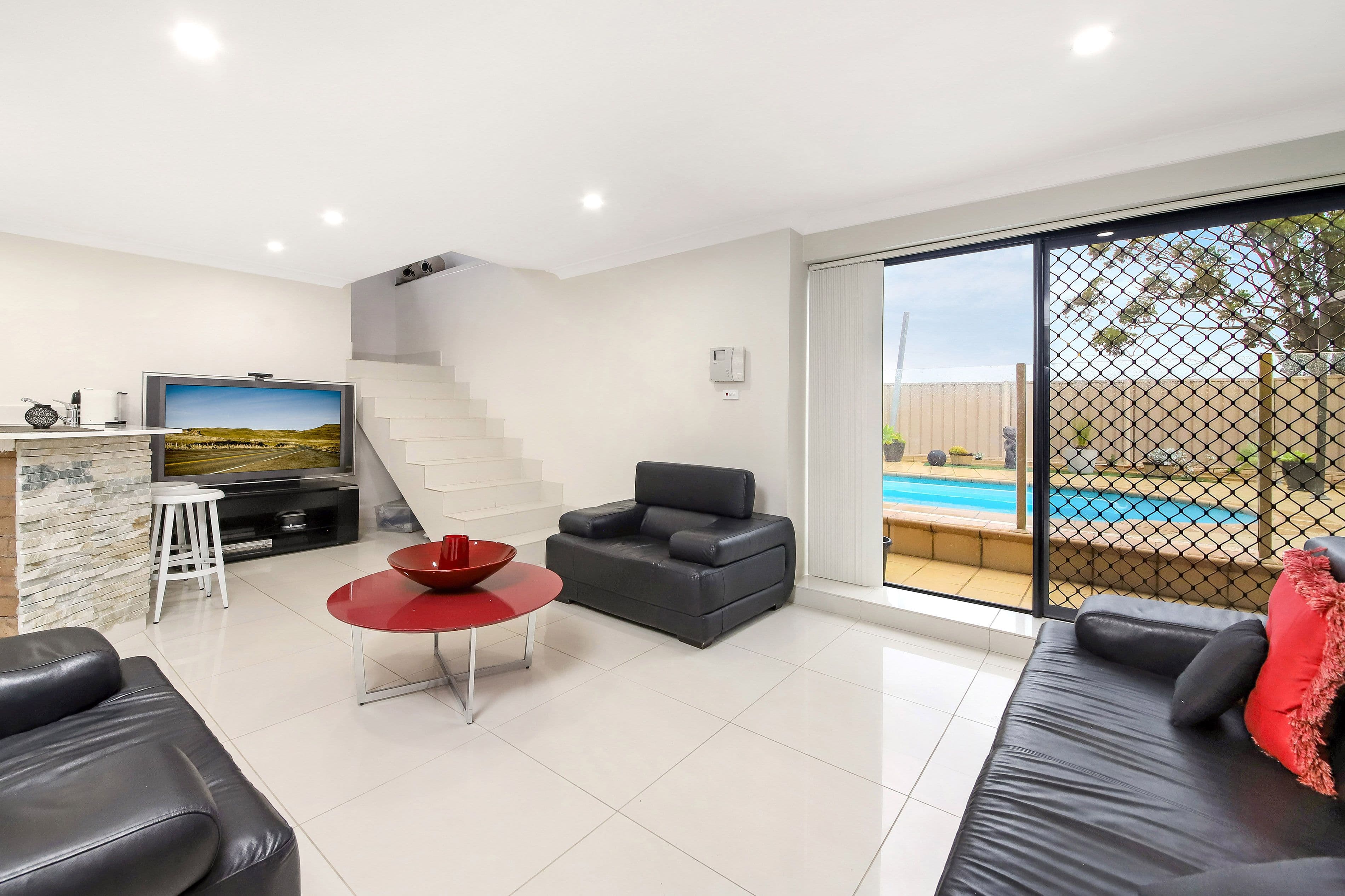 2A Saric Avenue, Georges Hall NSW 2198, Georges Hall - Thumbnail 8