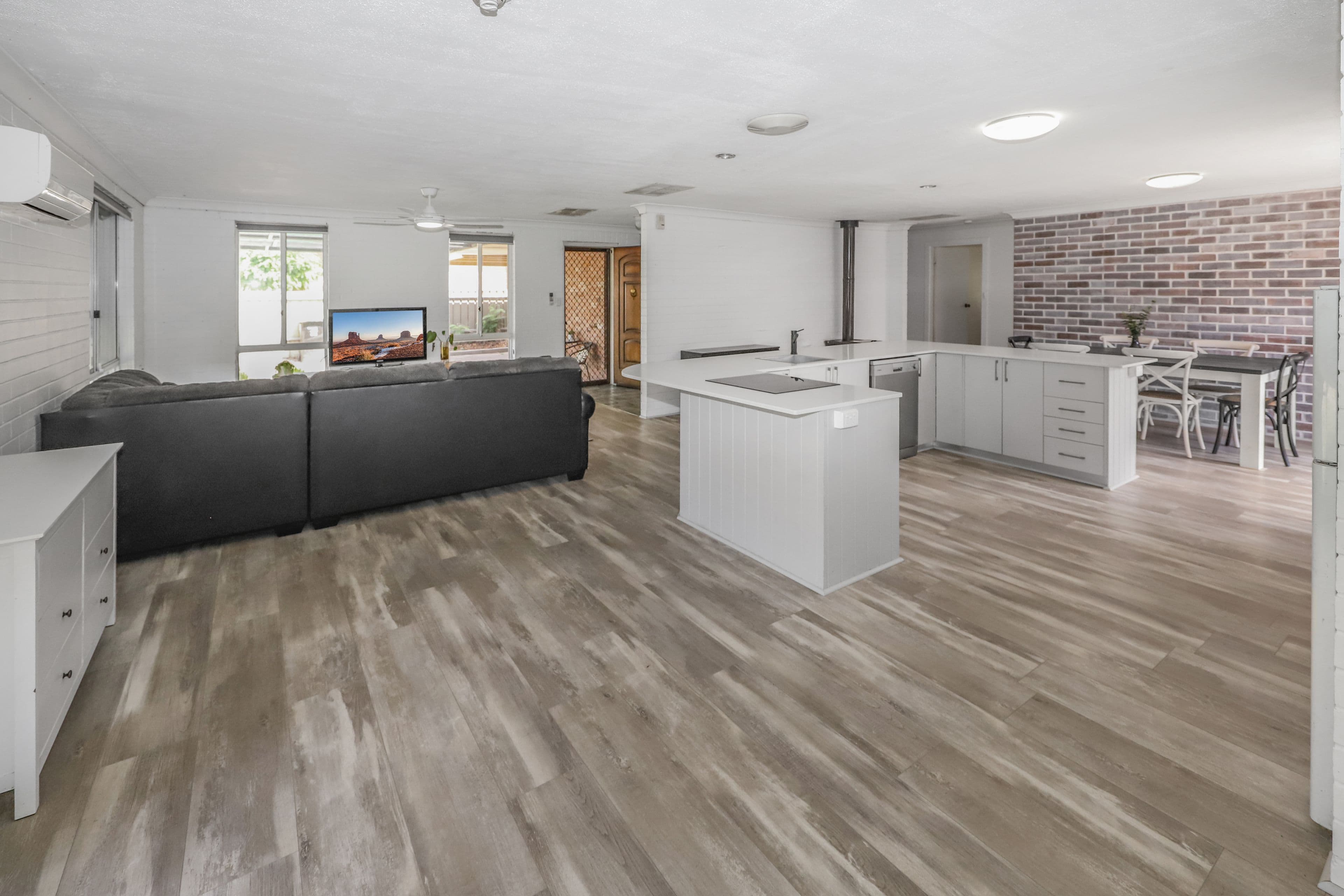 19 Gadara Place, Tumut NSW 2720, Tumut - Thumbnail 8