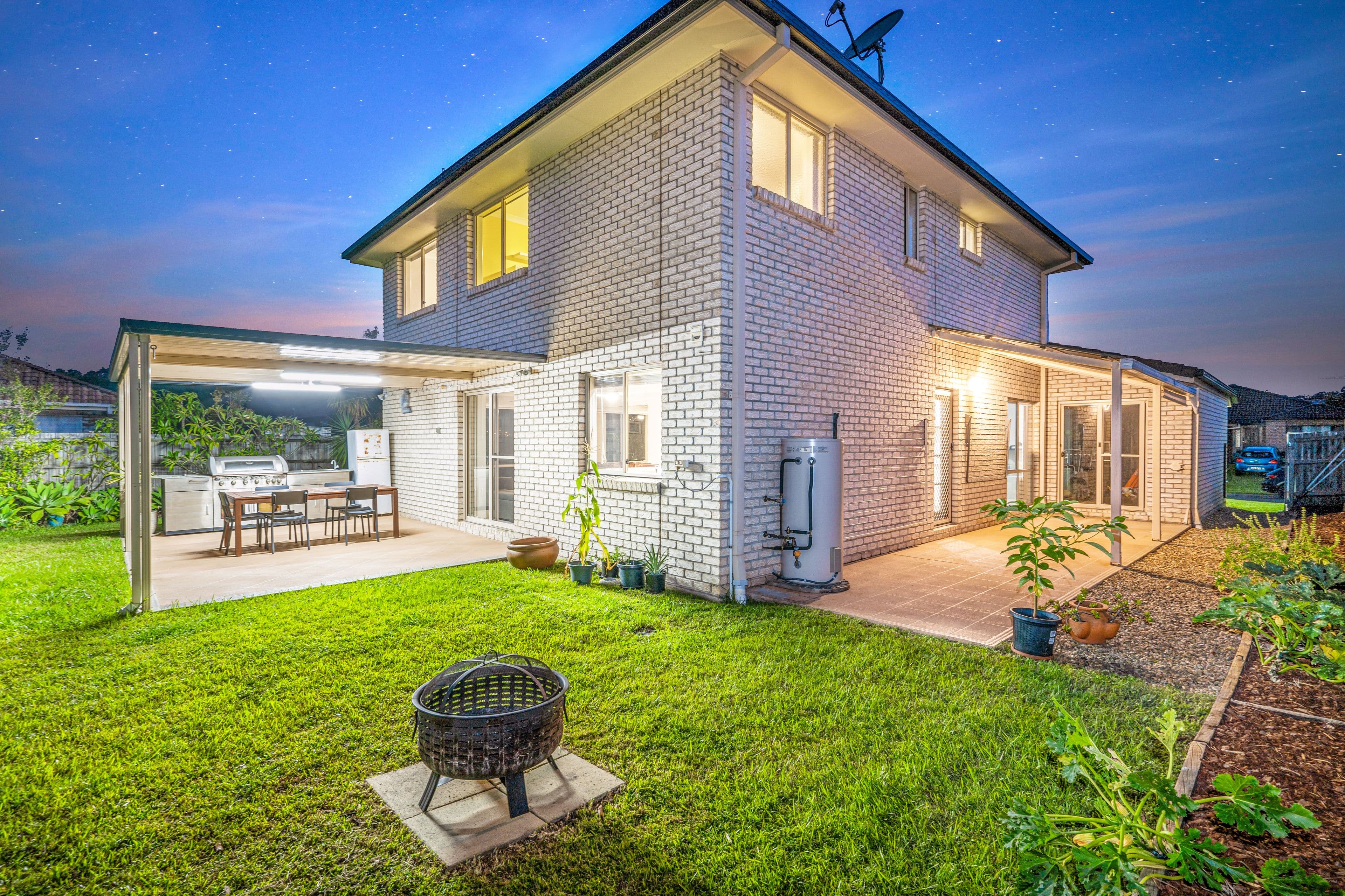 16 Sanderling Street, Upper Coomera QLD 4209, Upper Coomera - Thumbnail 4