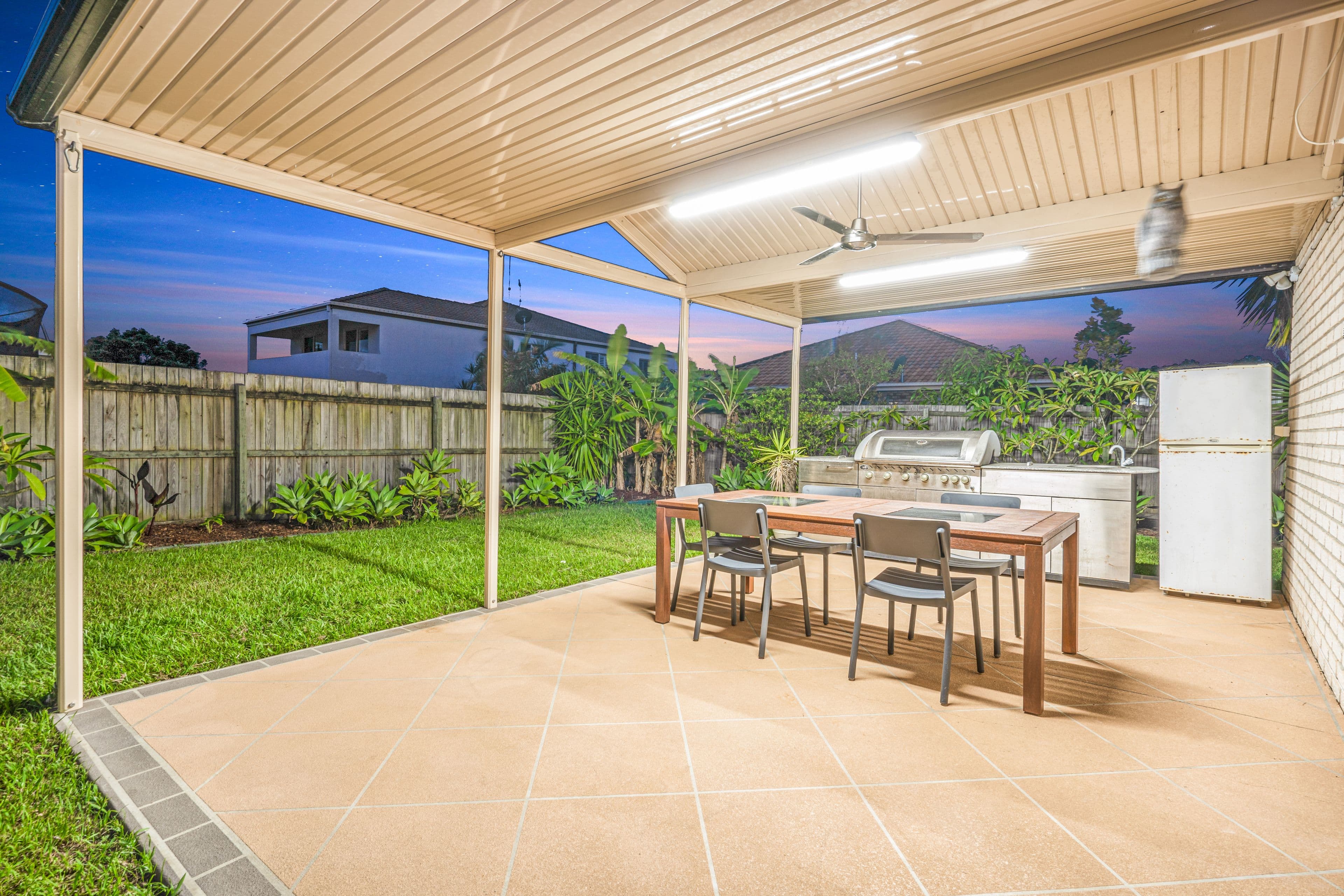 16 Sanderling Street, Upper Coomera QLD 4209, Upper Coomera - Thumbnail 5