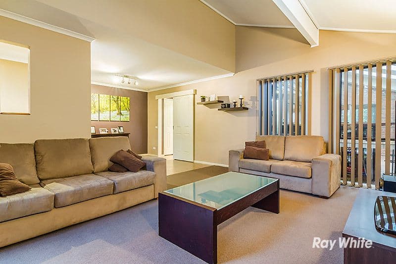 8 Kent Court, Cranbourne North VIC 3977, Cranbourne North - Thumbnail 4