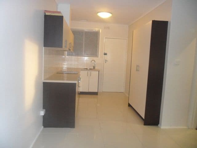 16 Nockolds Crescent, NOBLE PARK VIC 3174, Noble Park - Thumbnail 3