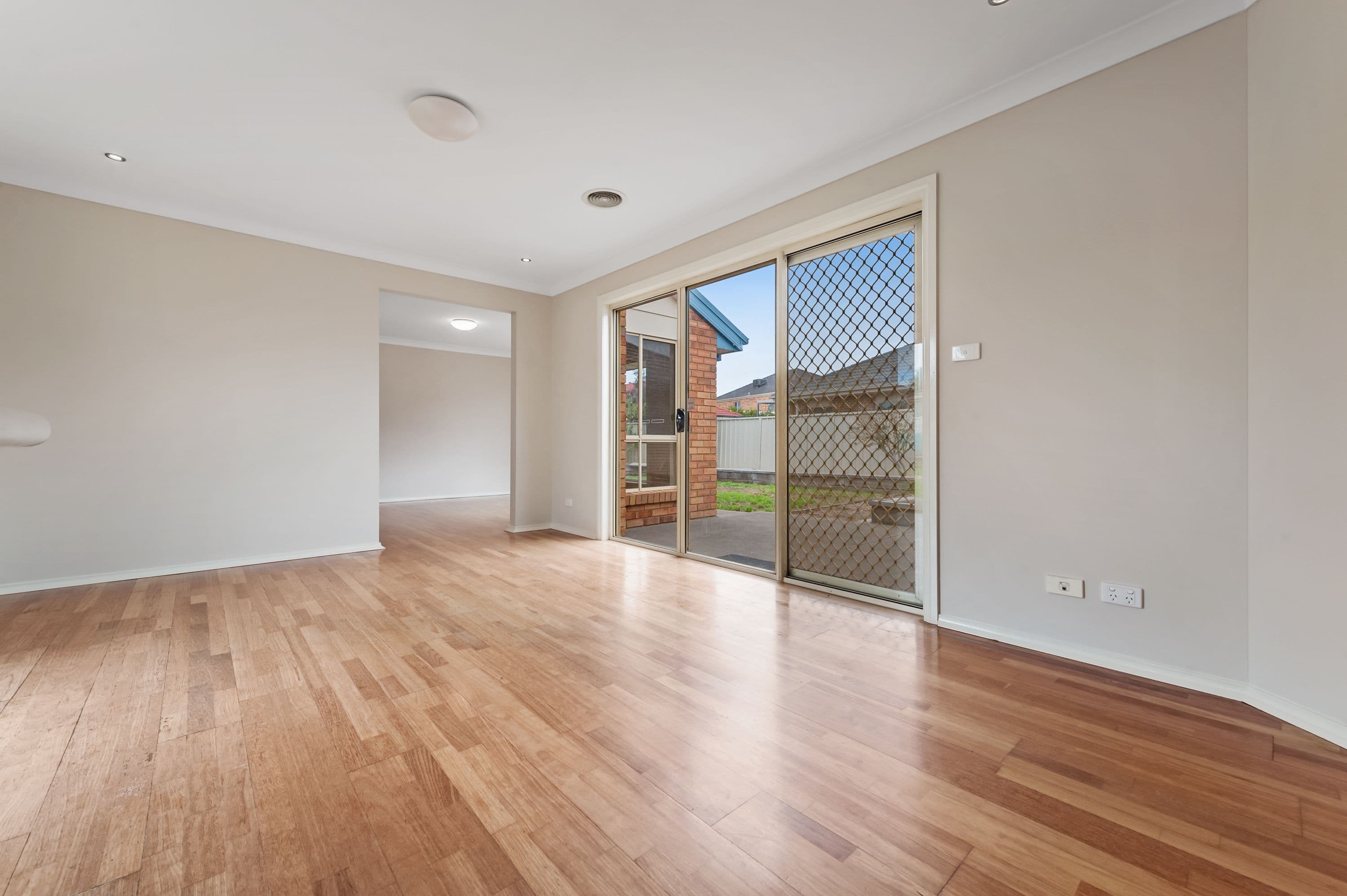 44
                Newman
                Street
            
            
            
            mortdale
            
            
            NSW,
            2223, Mortdale - Thumbnail 7