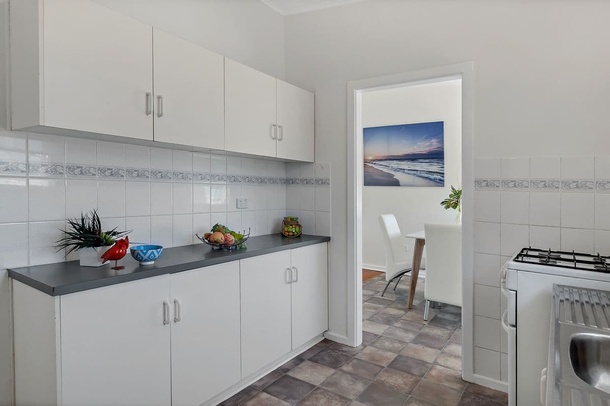 11 Winnerah Road, Christies Beach SA 5165, Christies Beach - Thumbnail 6