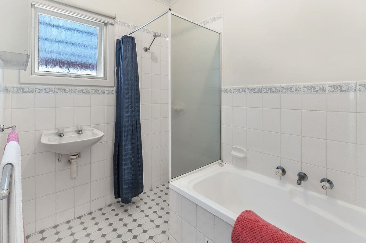 11 Winnerah Road, Christies Beach SA 5165, Christies Beach - Thumbnail 8