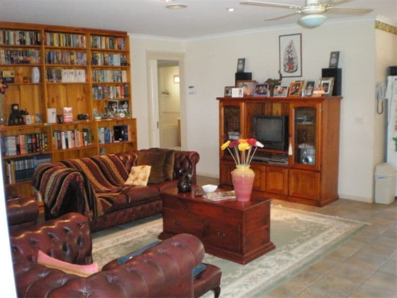 20   Darraweit Road, WALLAN VIC 3756, Wallan - Thumbnail 5