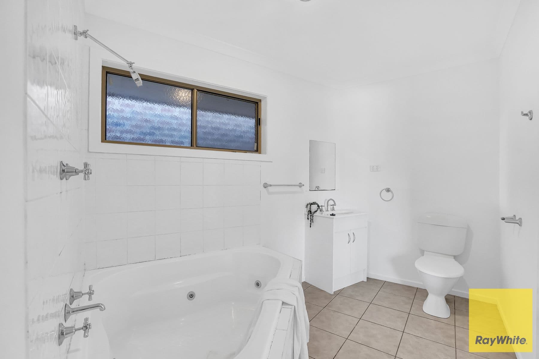 6 Moffatt Crescent, Hoppers Crossing VIC 3029, Hoppers Crossing - Thumbnail 7
