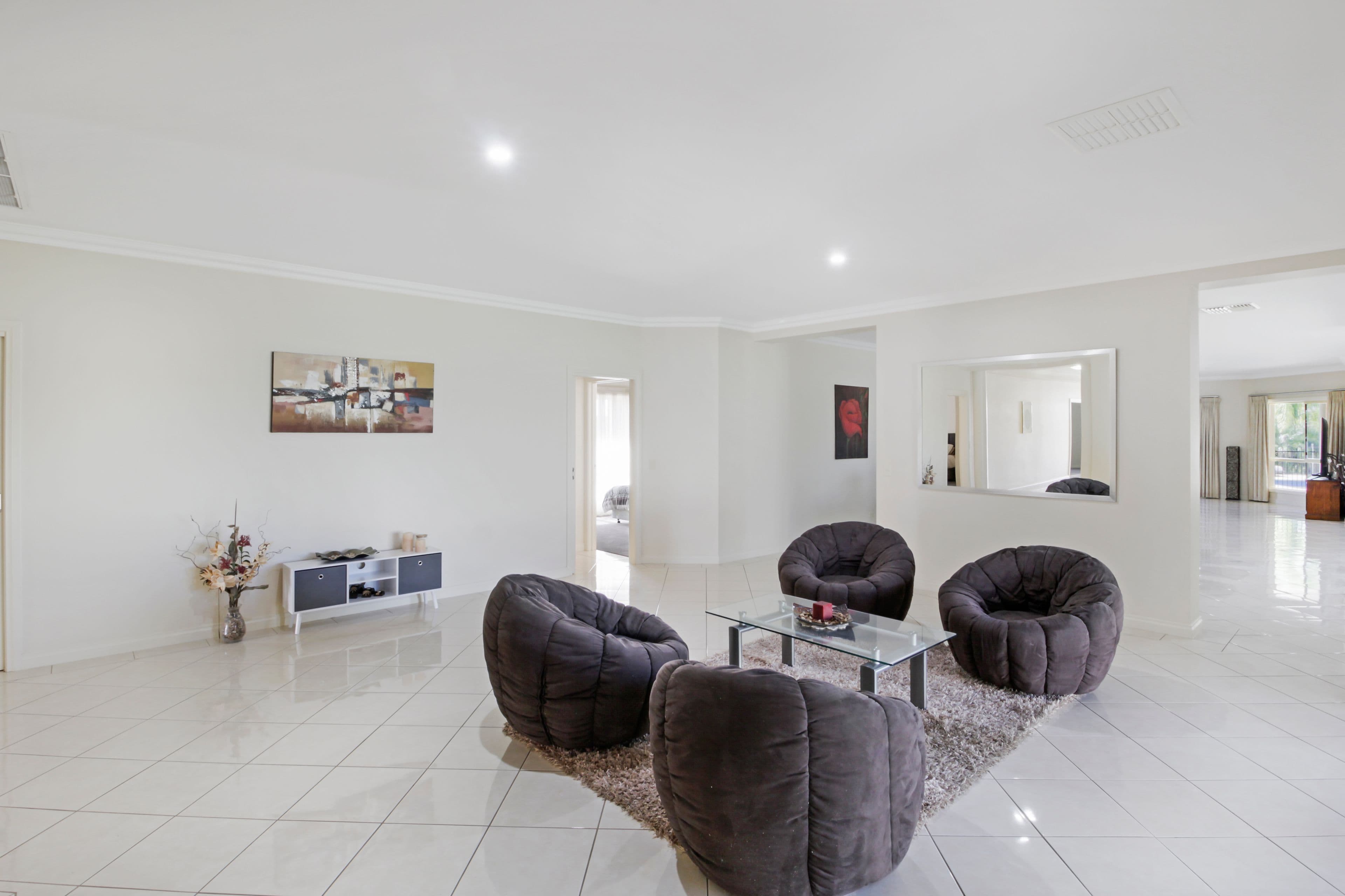 14 Meander Avenue, Renmark SA 5341, Renmark - Thumbnail 6
