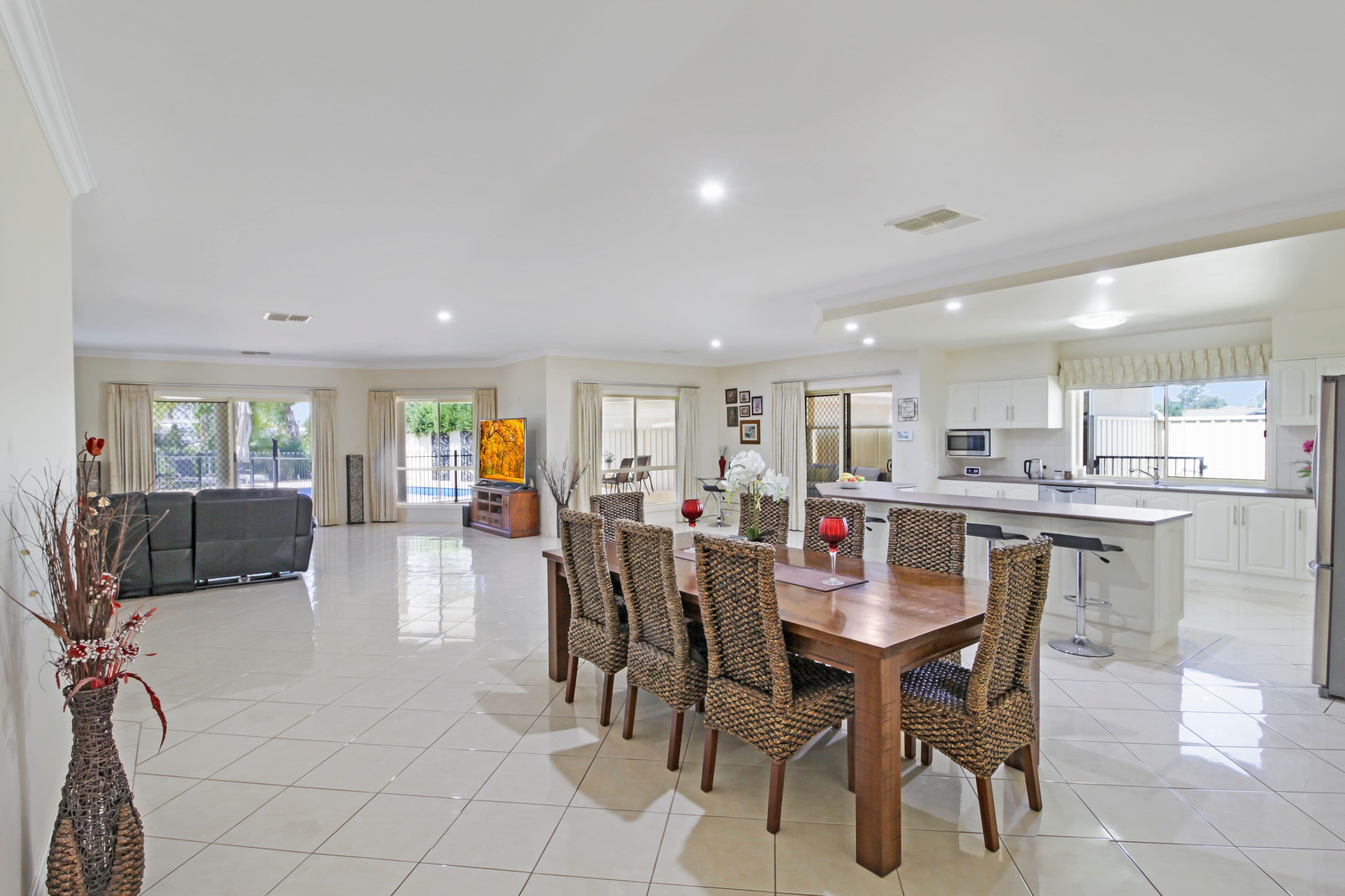 14 Meander Avenue, Renmark SA 5341, Renmark - Thumbnail 8