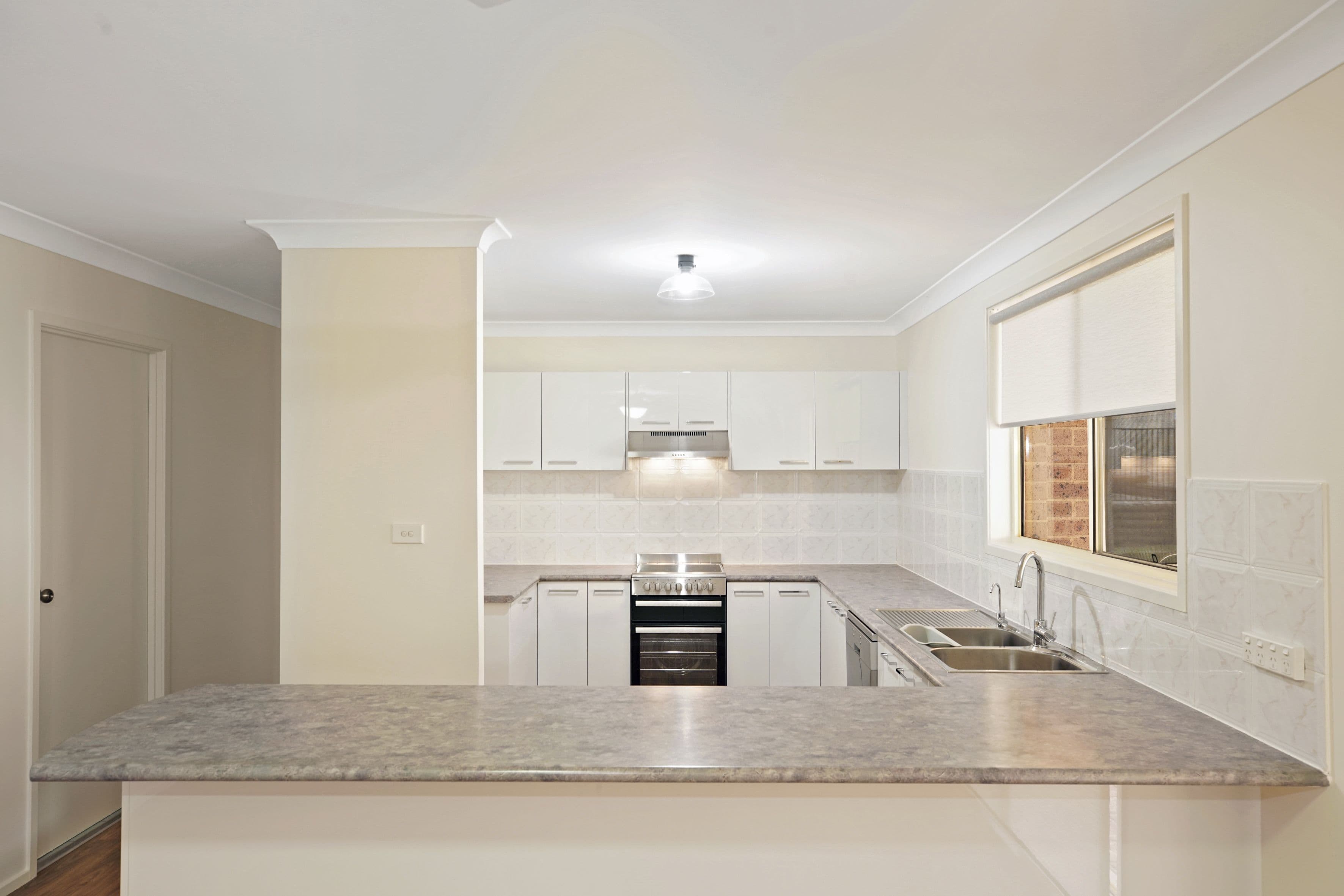 30 Yuroka Street, Glenmore Park - Thumbnail 2