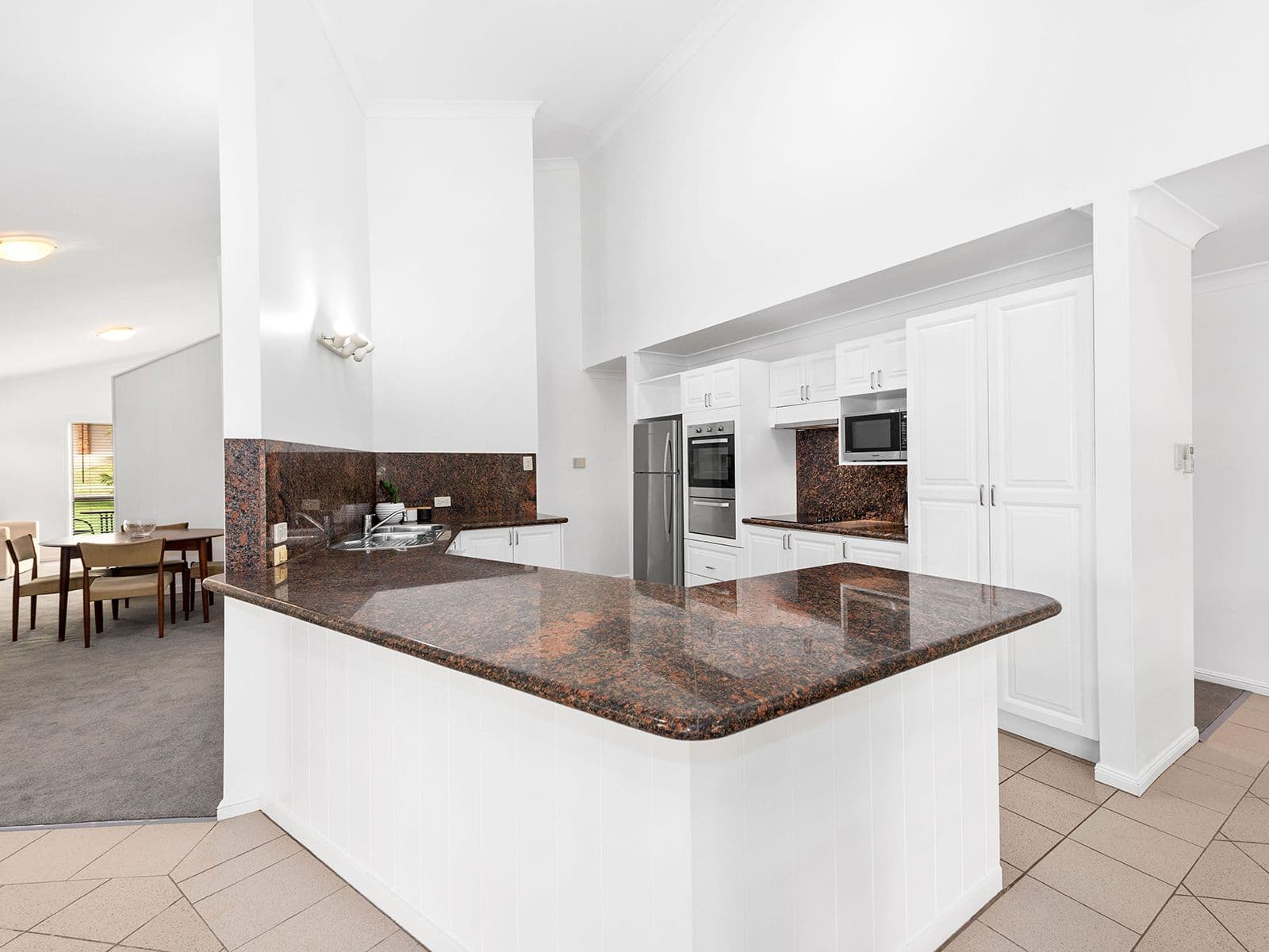 78 Dove Tree Crescent, Sinnamon Park QLD 4073, Sinnamon Park - Thumbnail 3