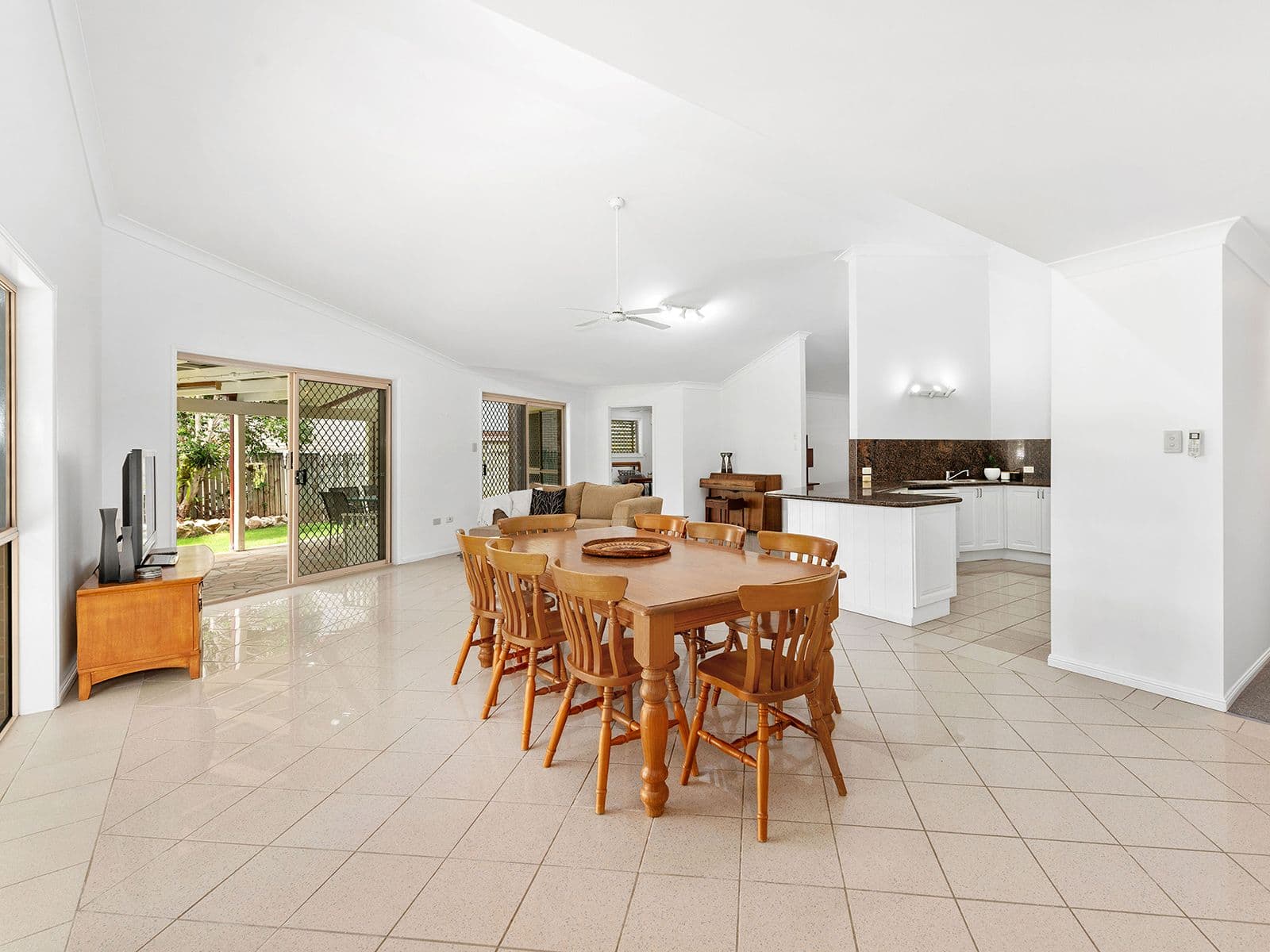 78 Dove Tree Crescent, Sinnamon Park QLD 4073, Sinnamon Park - Thumbnail 5