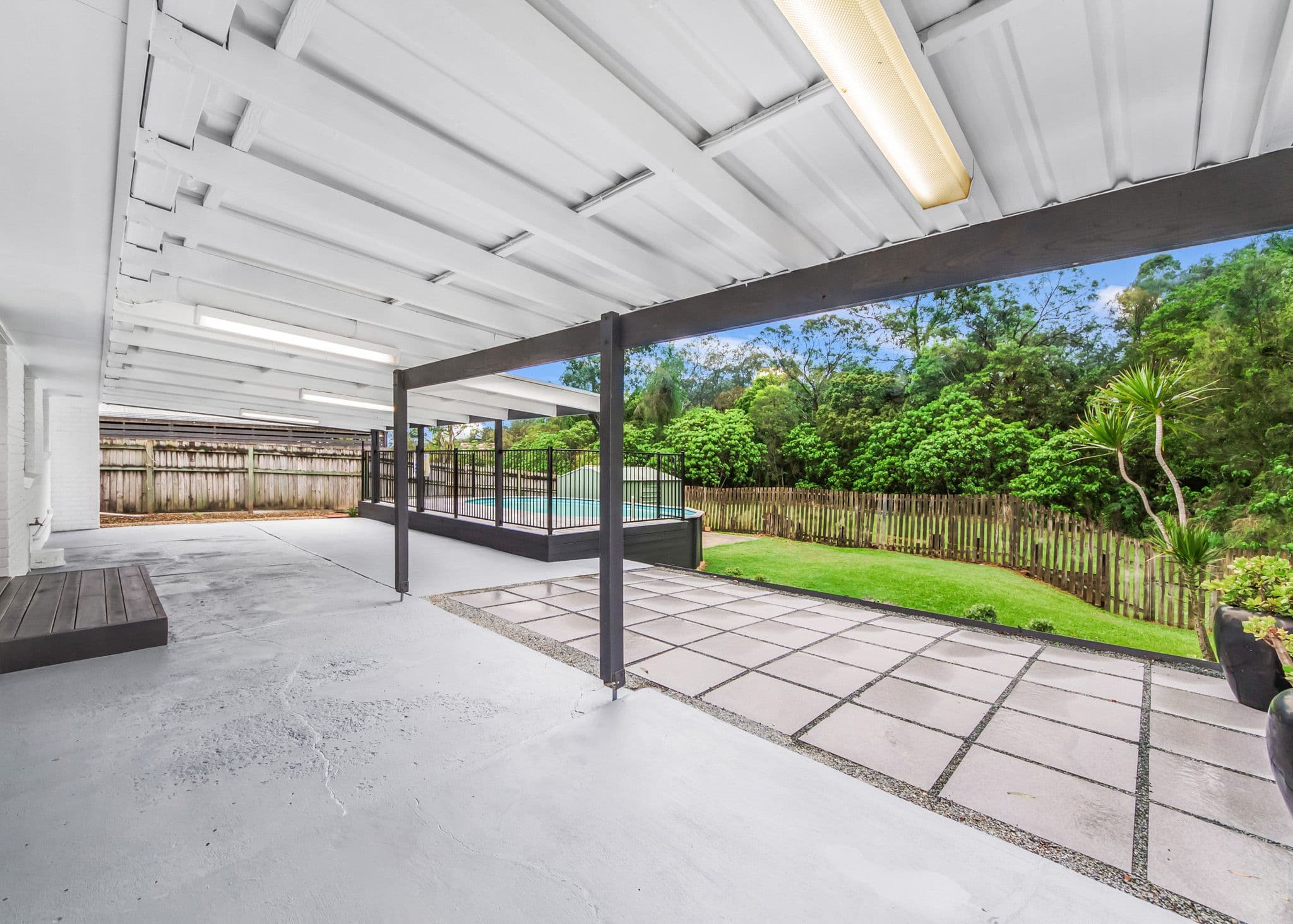 11 Pappas Way, Carrara QLD 4211, Carrara - Thumbnail 2