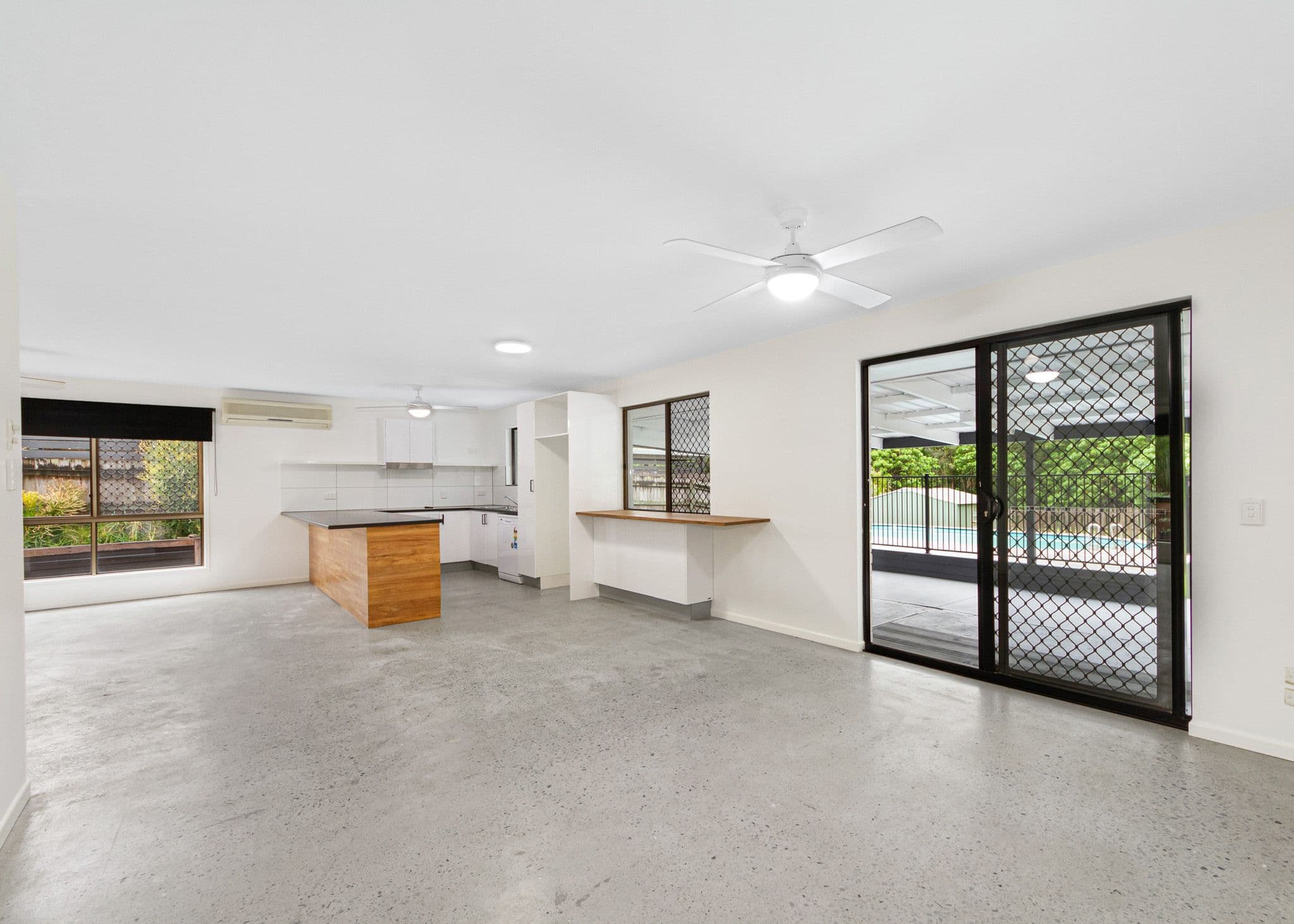 11 Pappas Way, Carrara QLD 4211, Carrara - Thumbnail 5