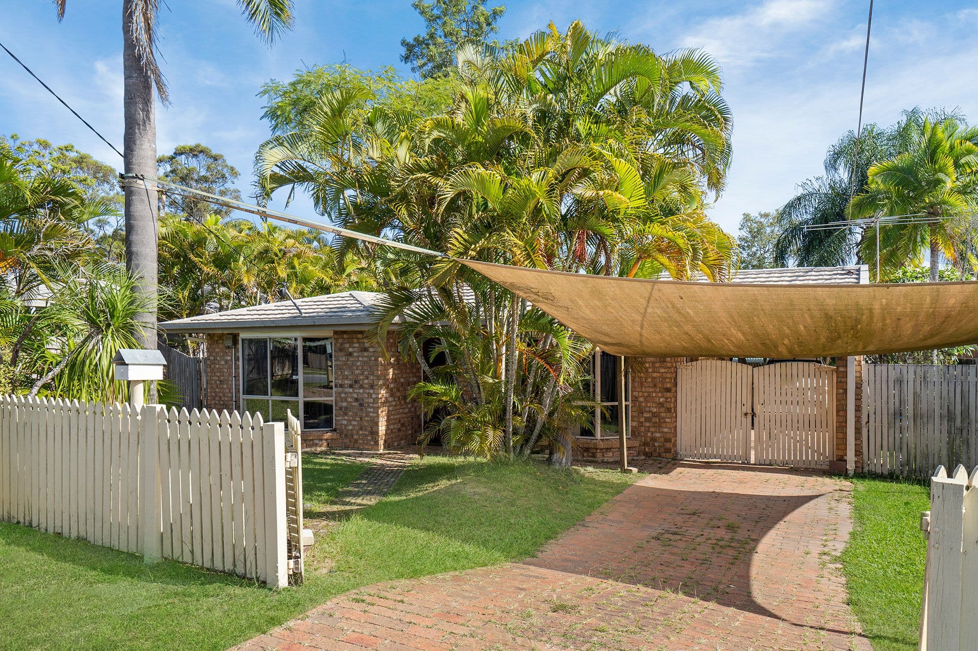 16 Yalumba Street, Kingston QLD 4114, Kingston - Image 1