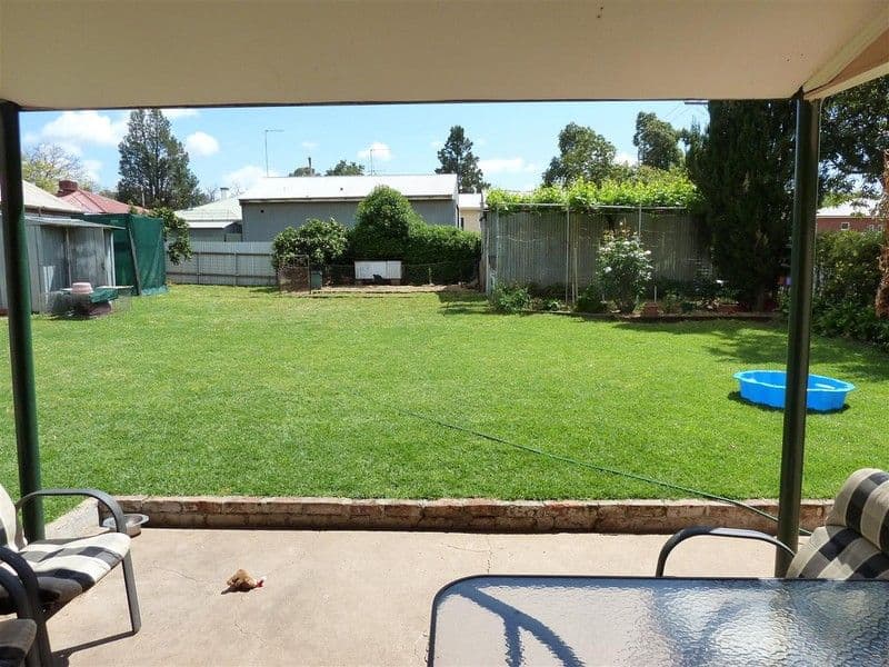 31 Clarinda Street, PARKES NSW 2870, Parkes - Thumbnail 2