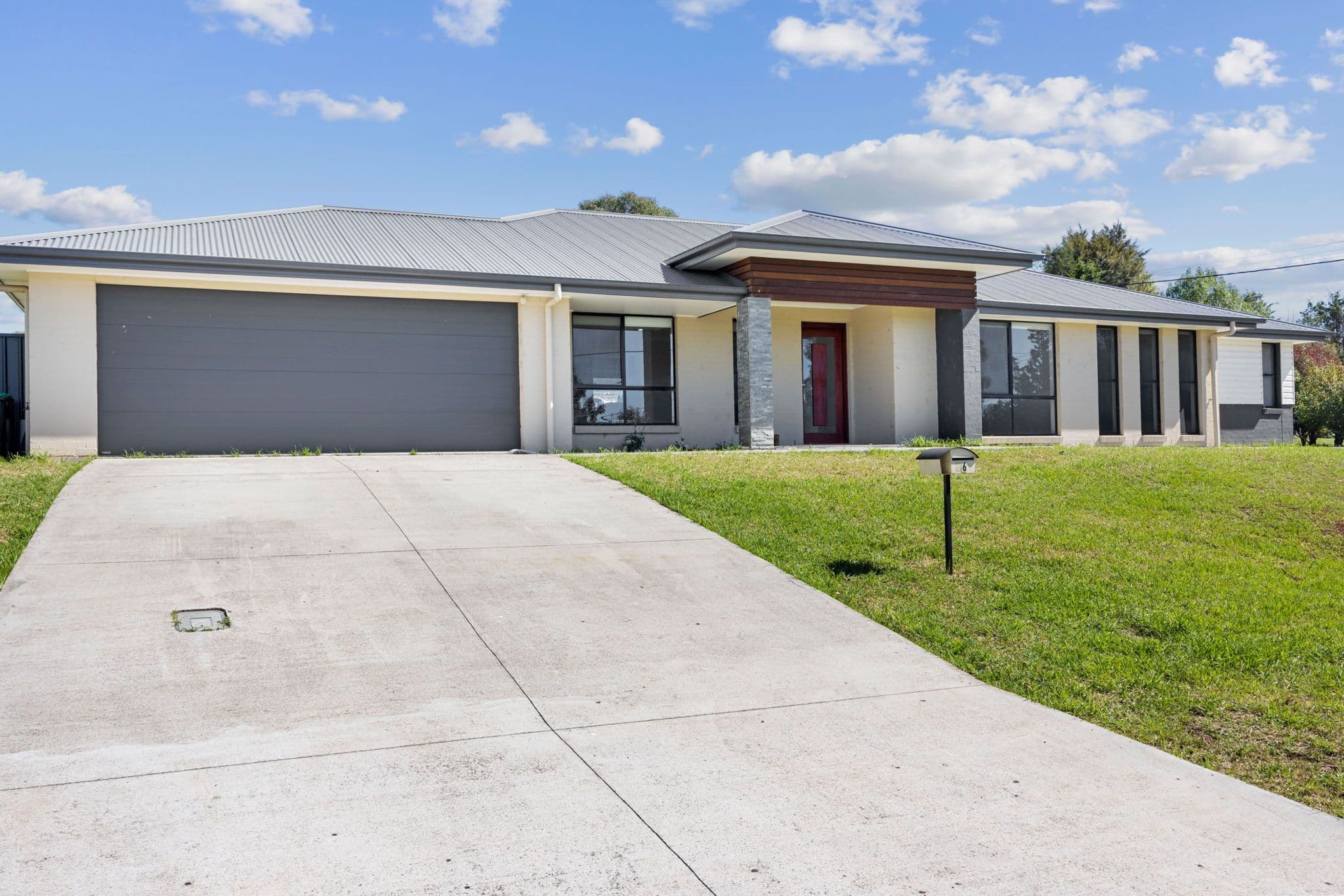 6 Dewhirst Street, Goulburn NSW 2580, Goulburn - Image 1